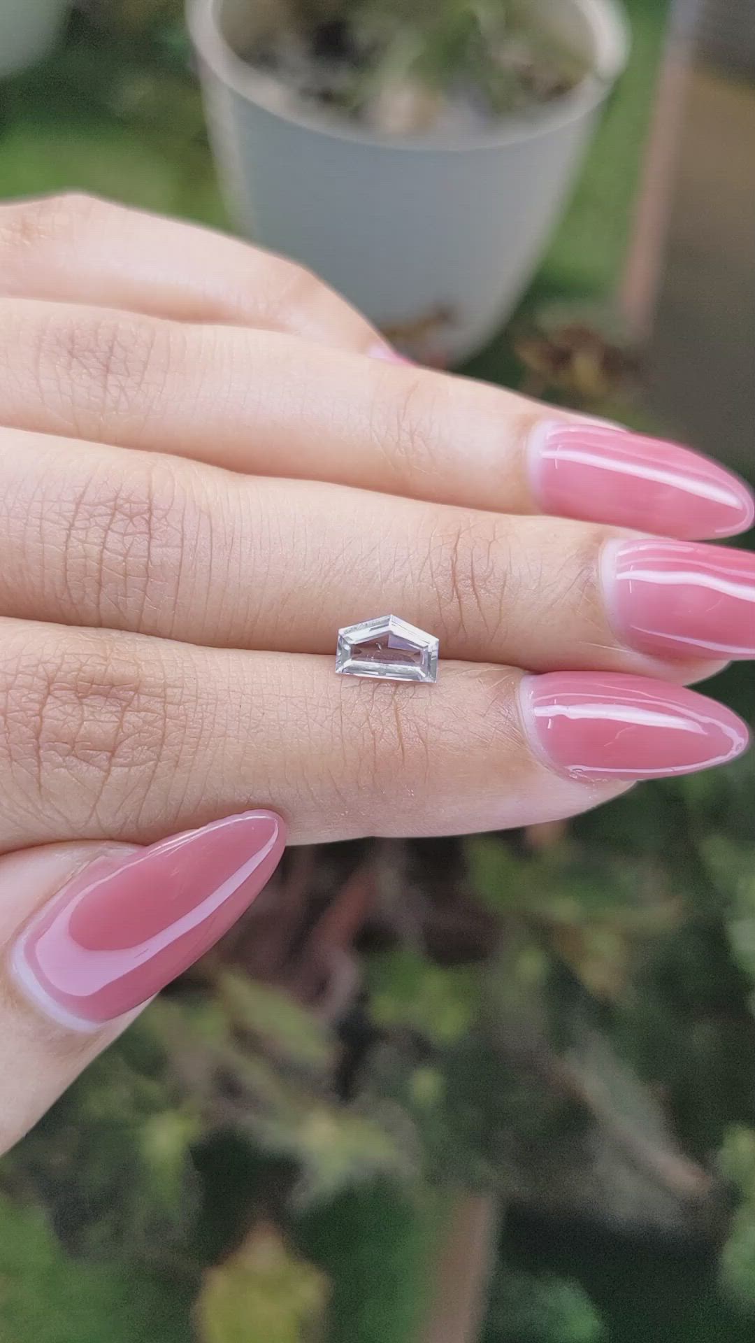 0.82 Ct. White Sapphire from Ceylon (Sri Lanka) Size Video