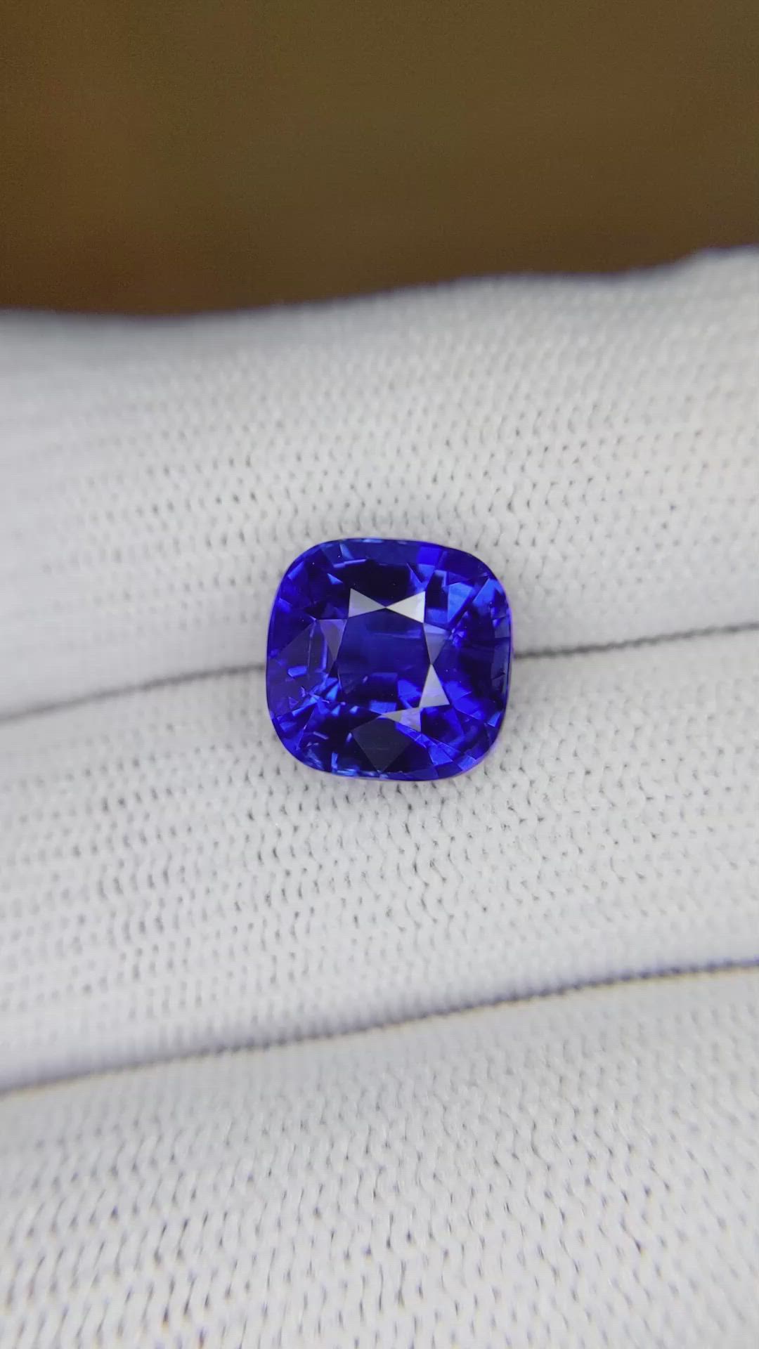 5.55 Ct. Blue Sapphire from Madagascar Size Video