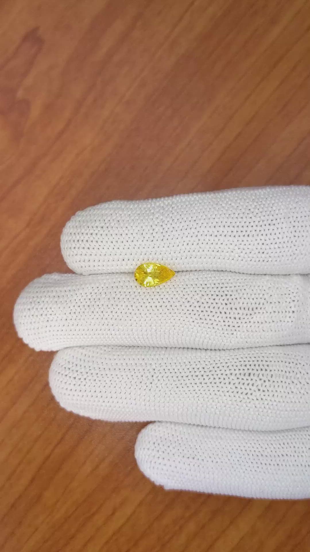 1.06 Ct. Orangish Yellow Sapphire from Ceylon (Sri Lanka) Size Video