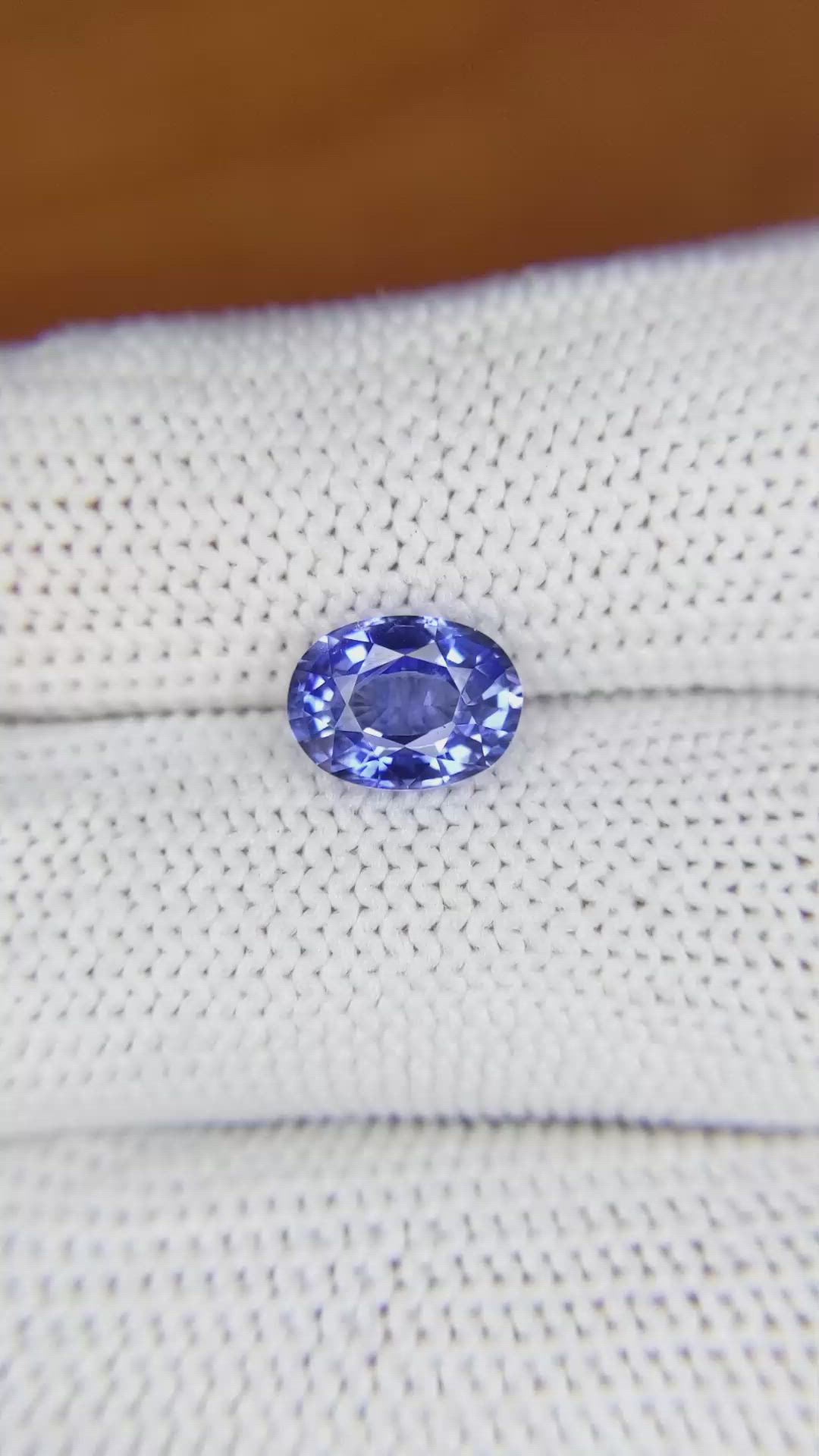2.10 Ct. Blue Sapphire from Ceylon (Sri Lanka) Size Video