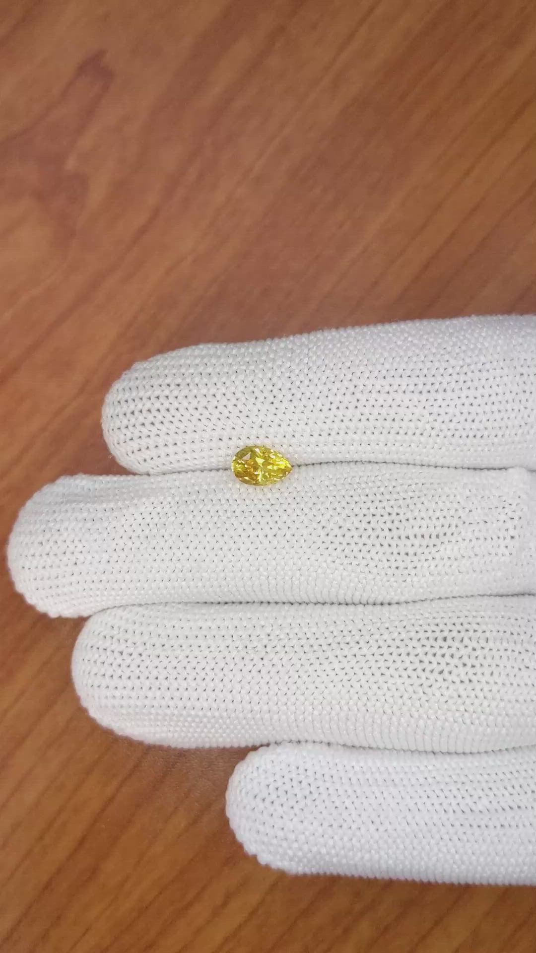 1.12 Ct. Orangish Yellow Sapphire from Ceylon (Sri Lanka) Size Video