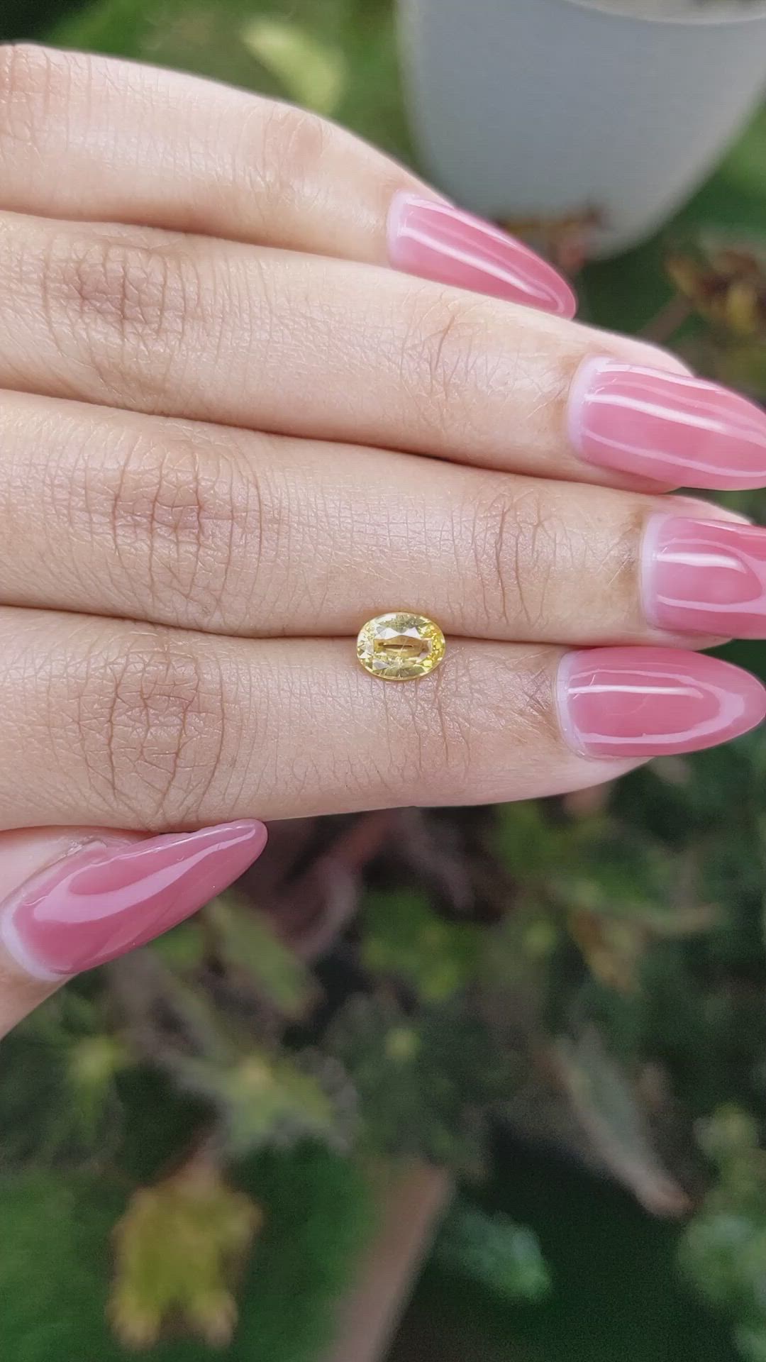 1.11 Ct. Yellow Sapphire from Ceylon (Sri Lanka) Size Video