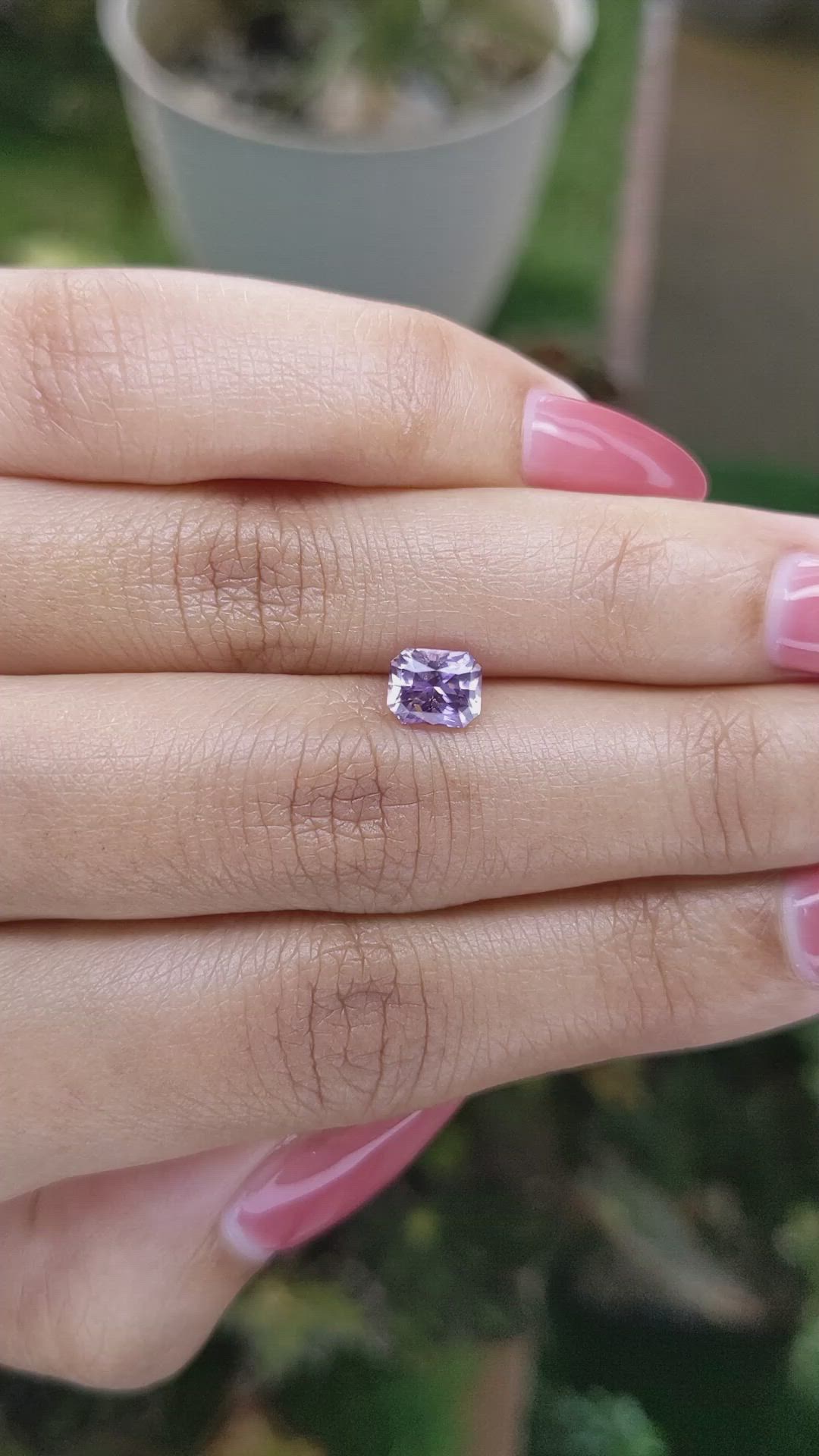 1.21 Ct. Pinkish Purple Sapphire from Ceylon (Sri Lanka) Size Video