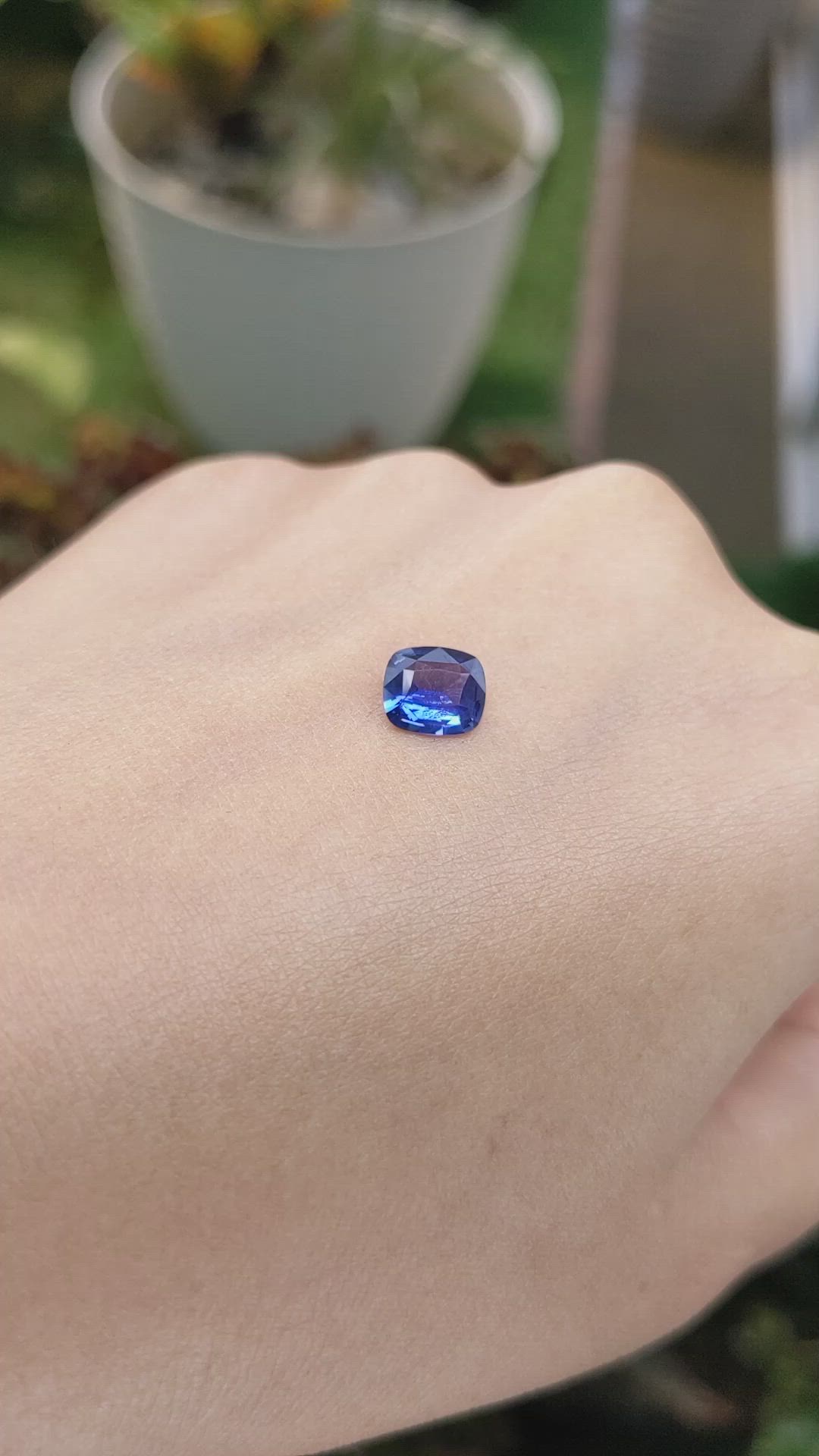 1.21 Ct. Blue Sapphire from Ceylon (Sri Lanka) Size Video
