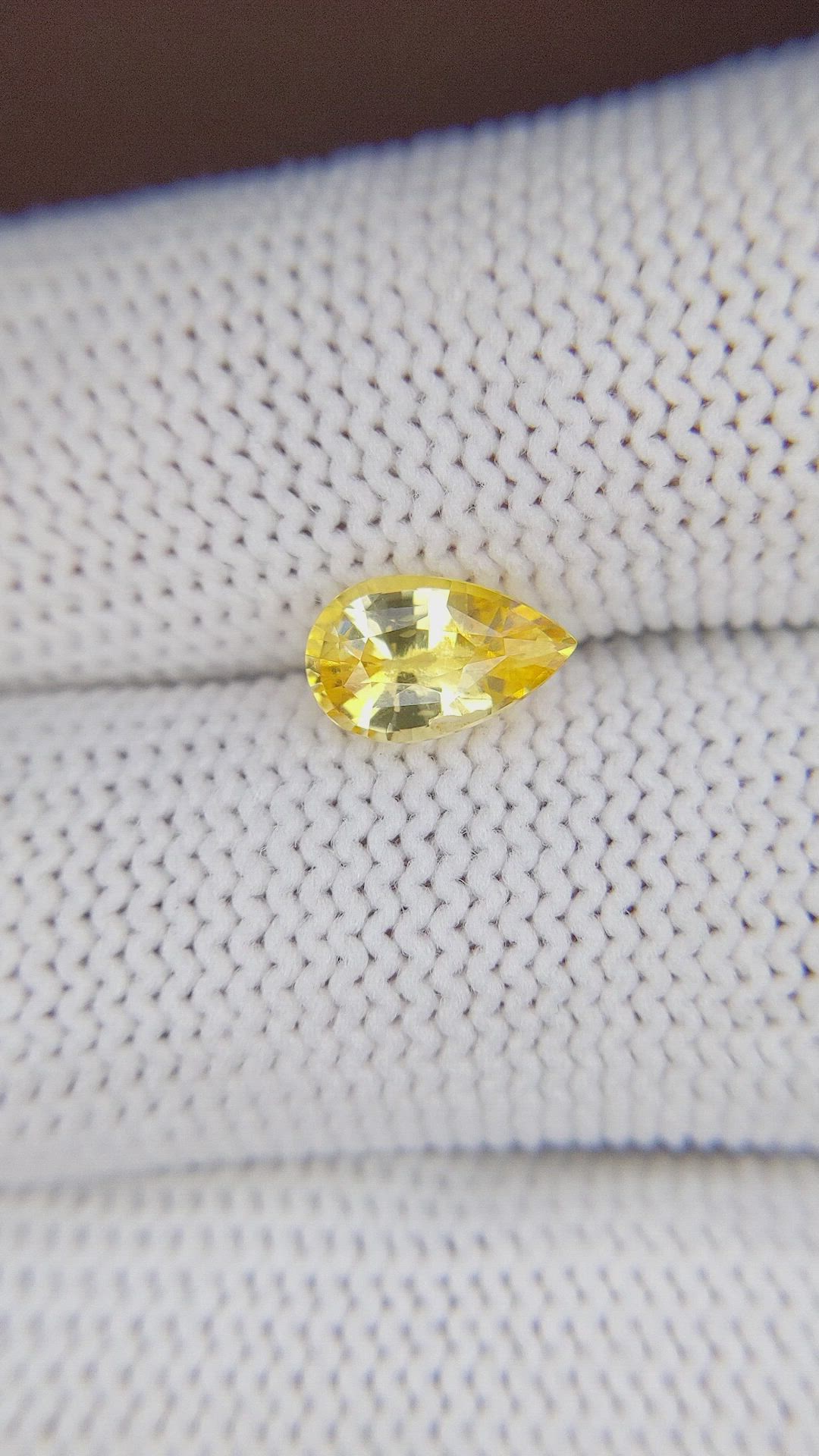 1.50 Ct. Yellow Sapphire from Ceylon (Sri Lanka) Size Video