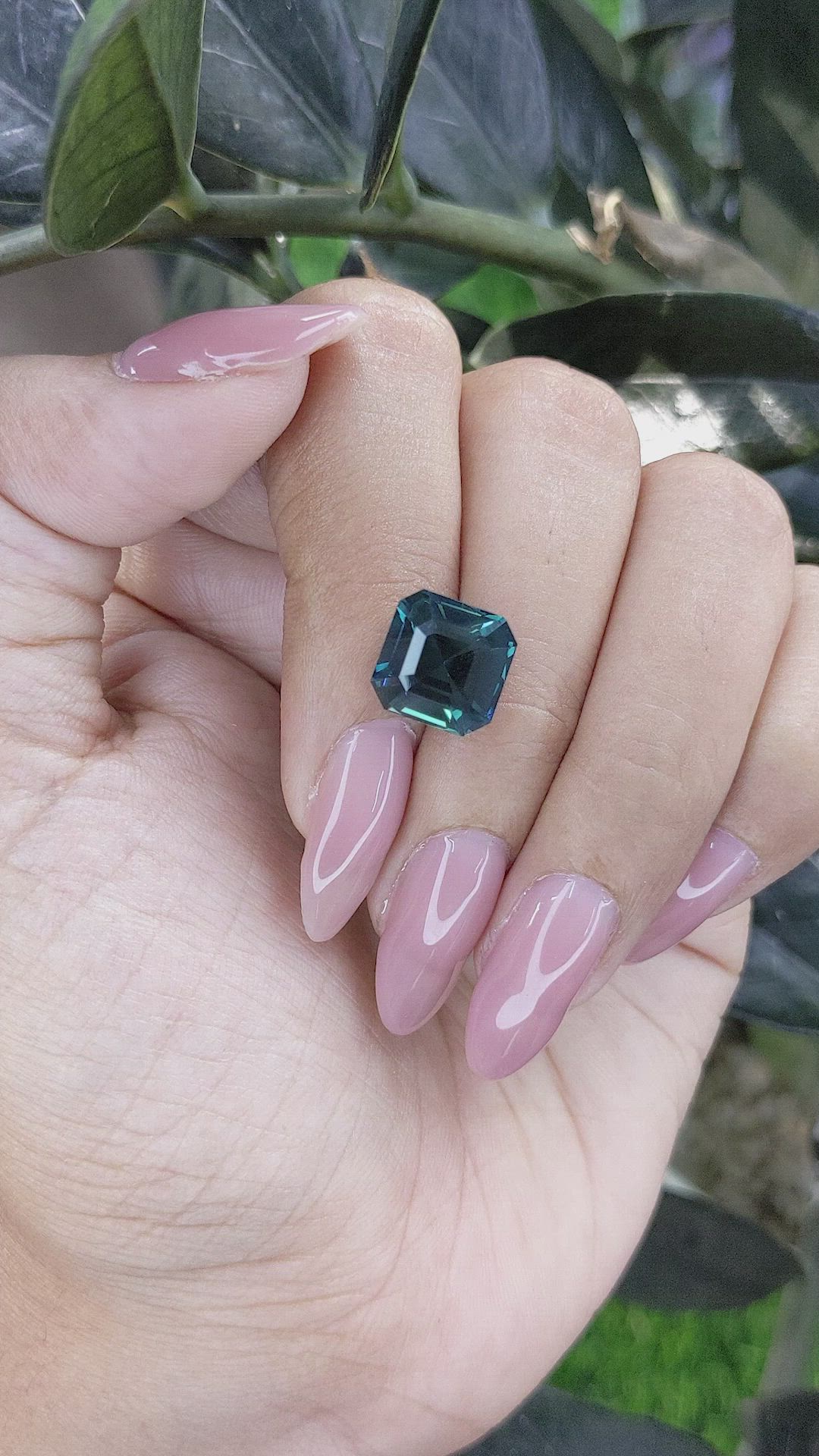 6.65 Ct. Greenish Blue Sapphire from Madagascar Size Video