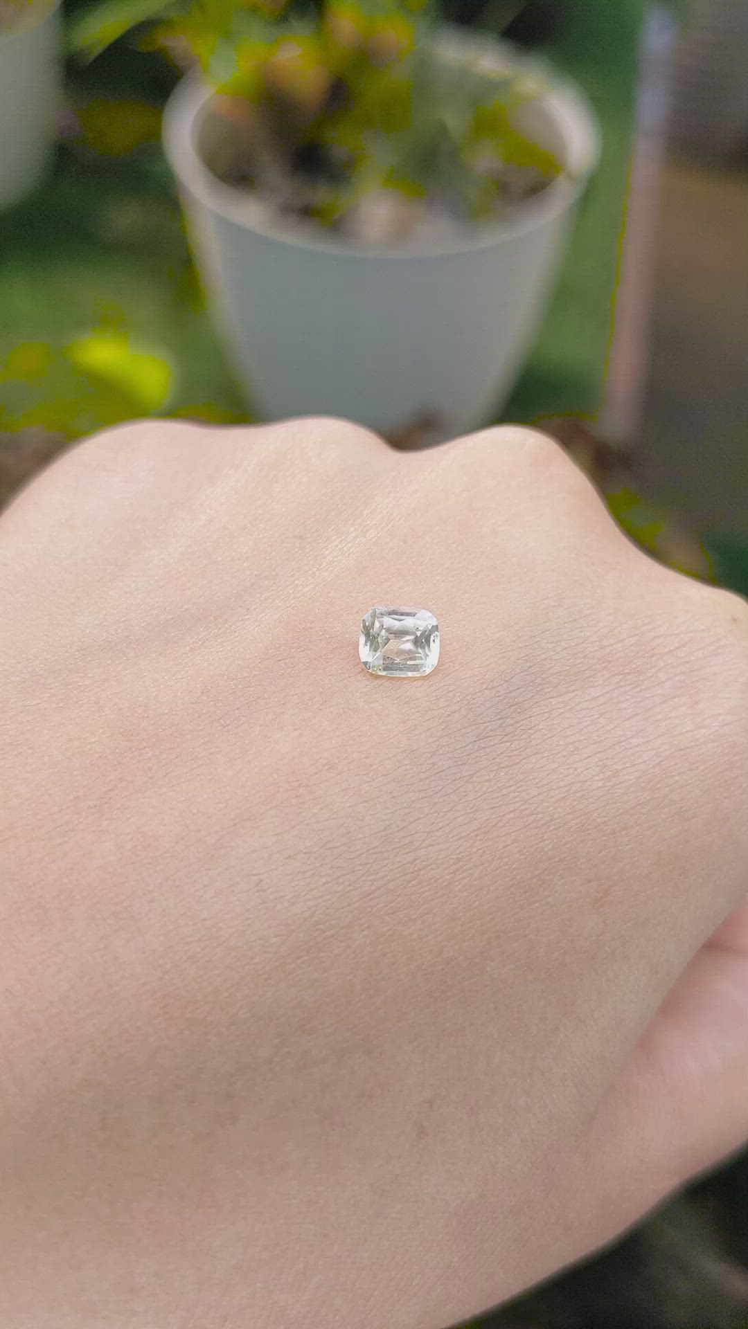 0.86 Ct. Yellow Sapphire from Ceylon (Sri Lanka) Size Video