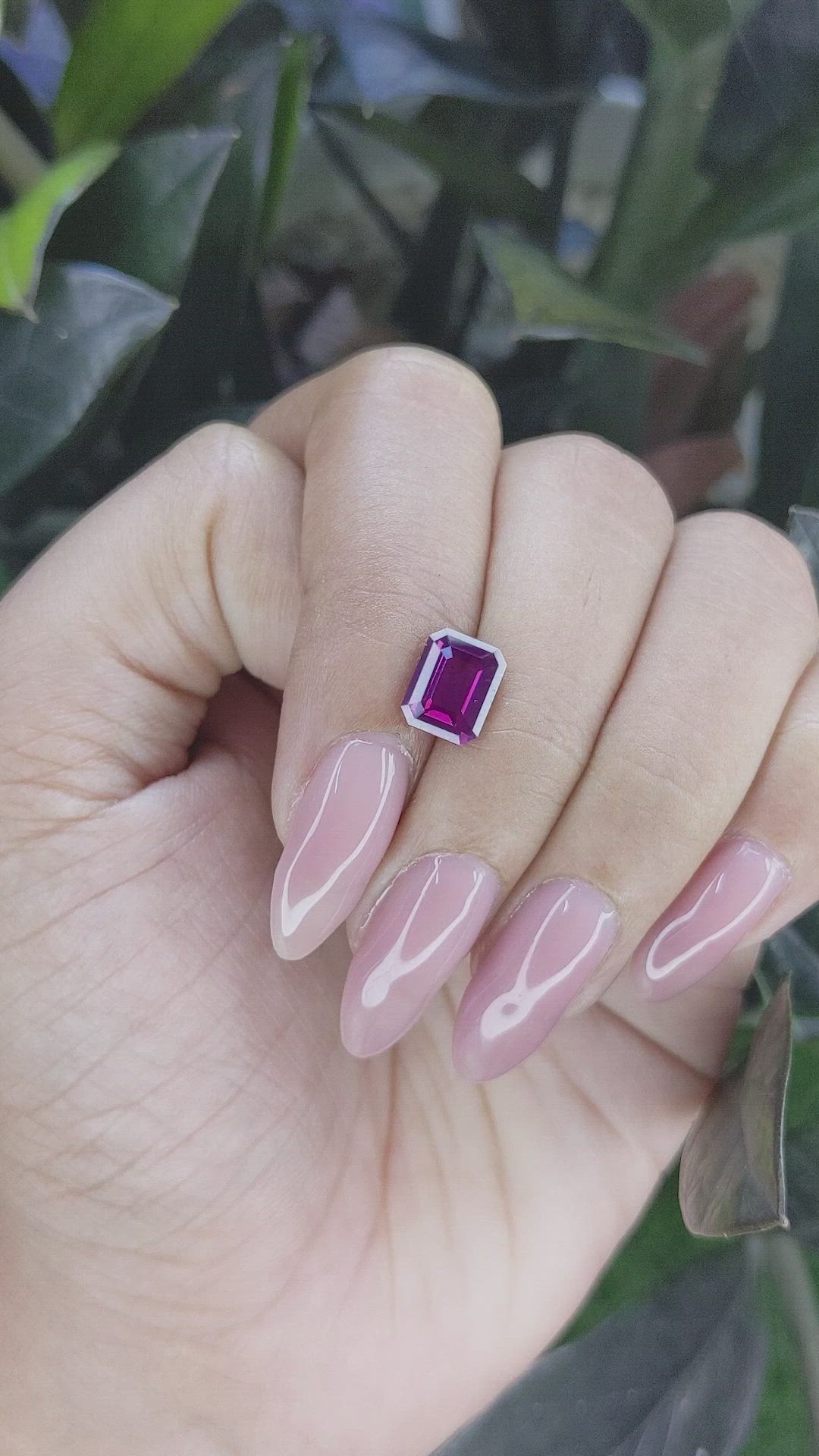 2.07 Ct. Pinkish Purple Sapphire from Ceylon (Sri Lanka) Size Video