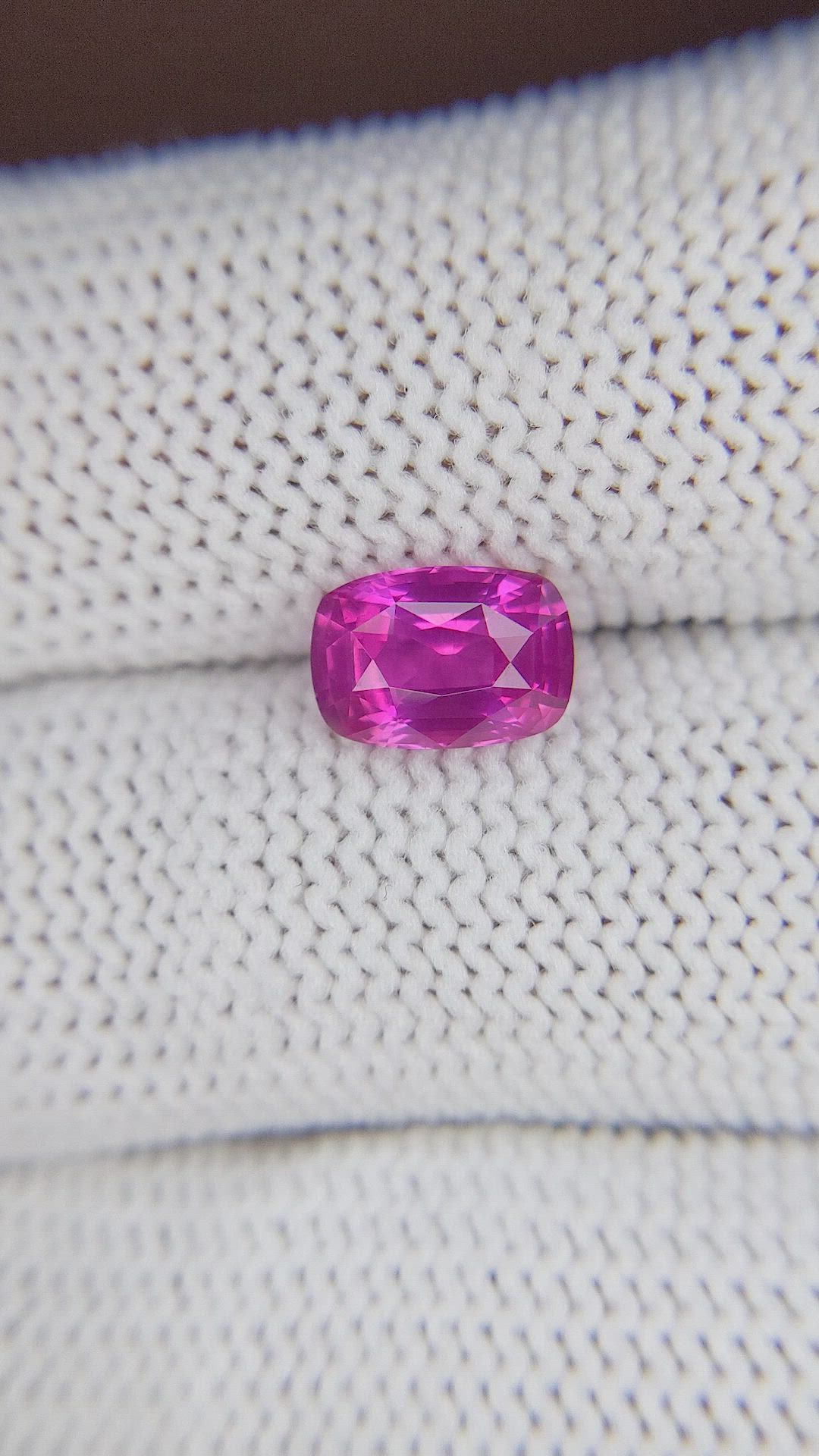 2.05 Ct. Pink Sapphire from Ceylon (Sri Lanka) Size Video