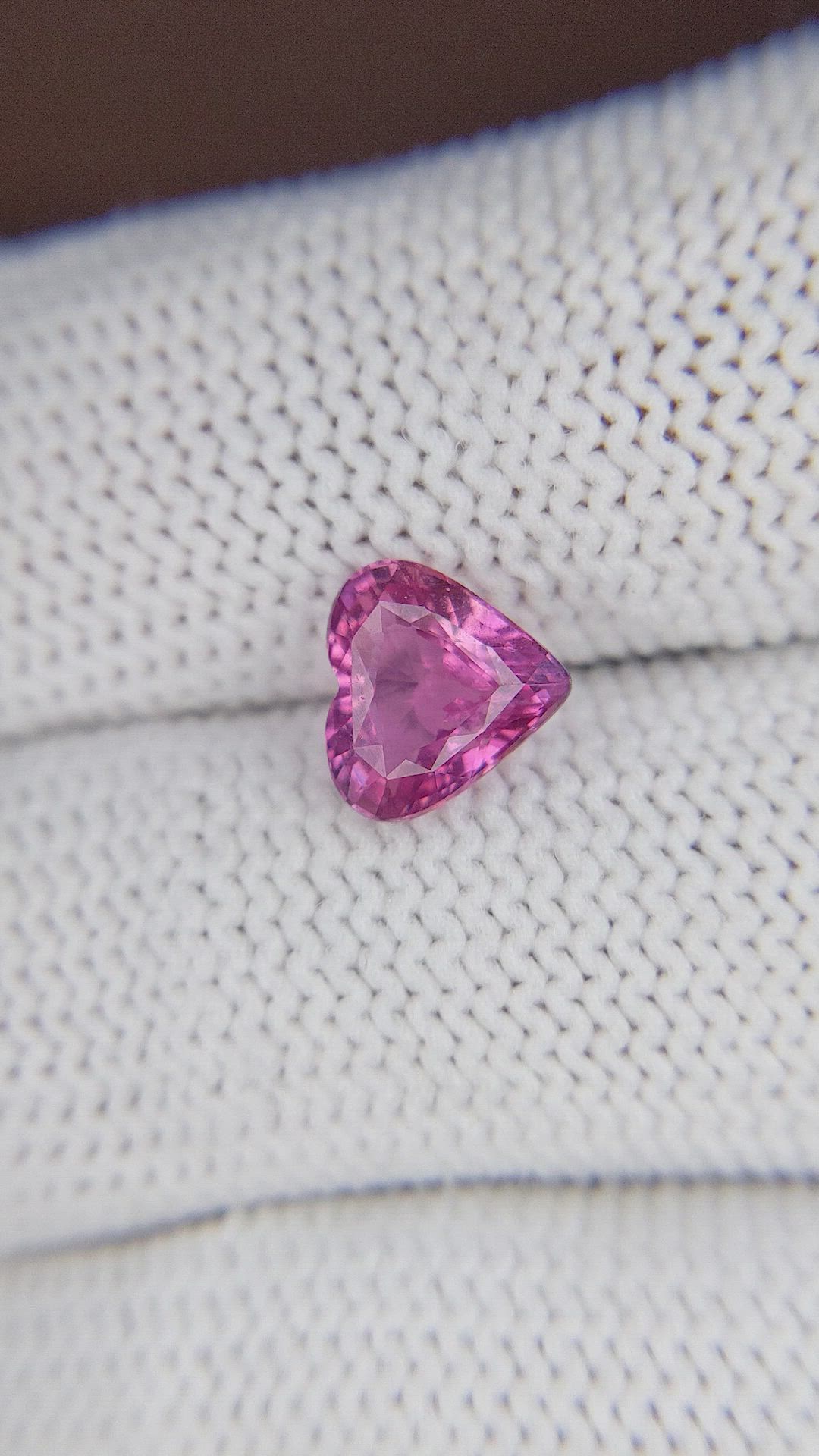 2.01 Ct. Purplish Pink Sapphire from Ceylon (Sri Lanka) Size Video
