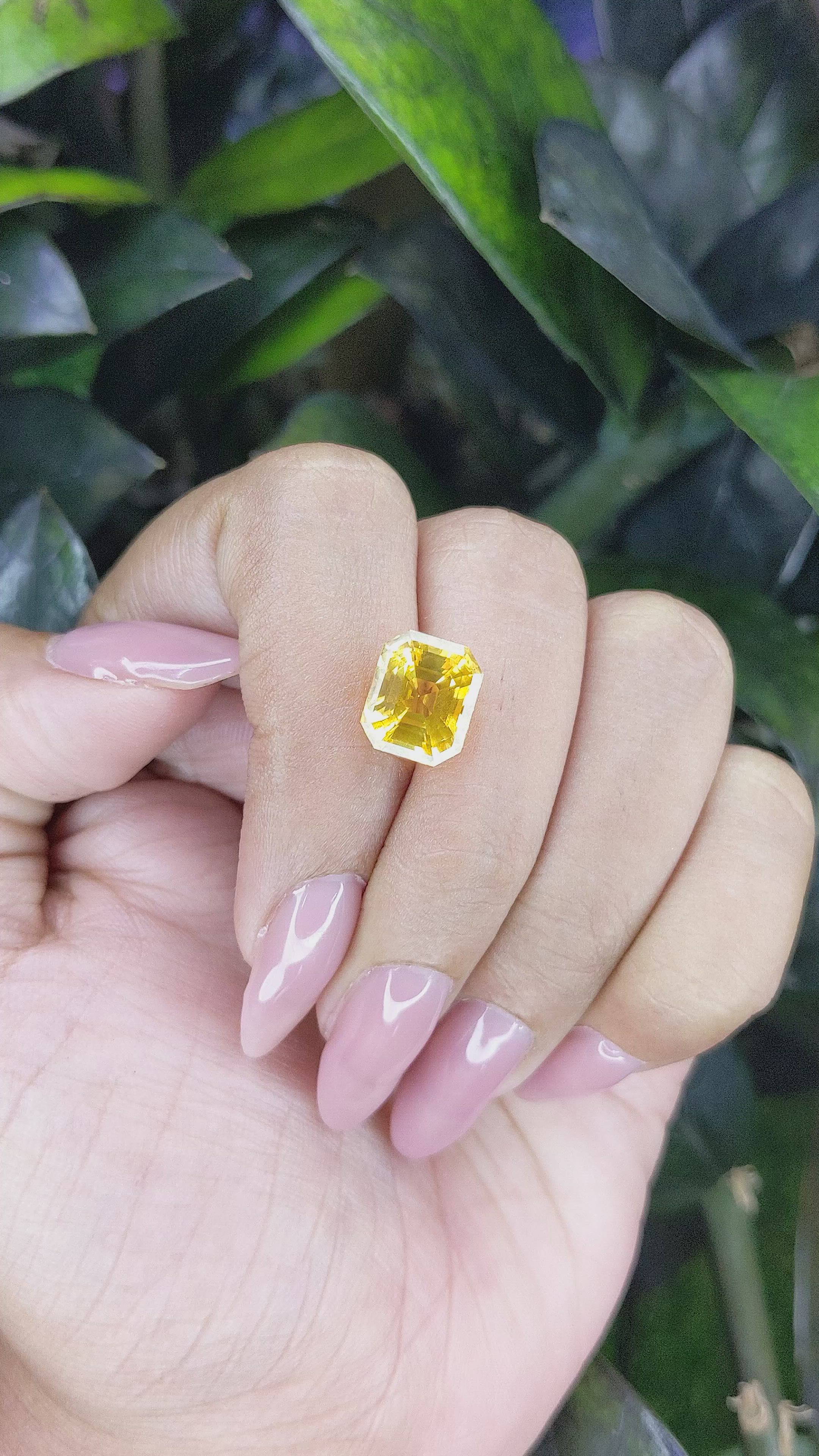 6.06 Ct. Yellow Sapphire from Ceylon (Sri Lanka) Size Video