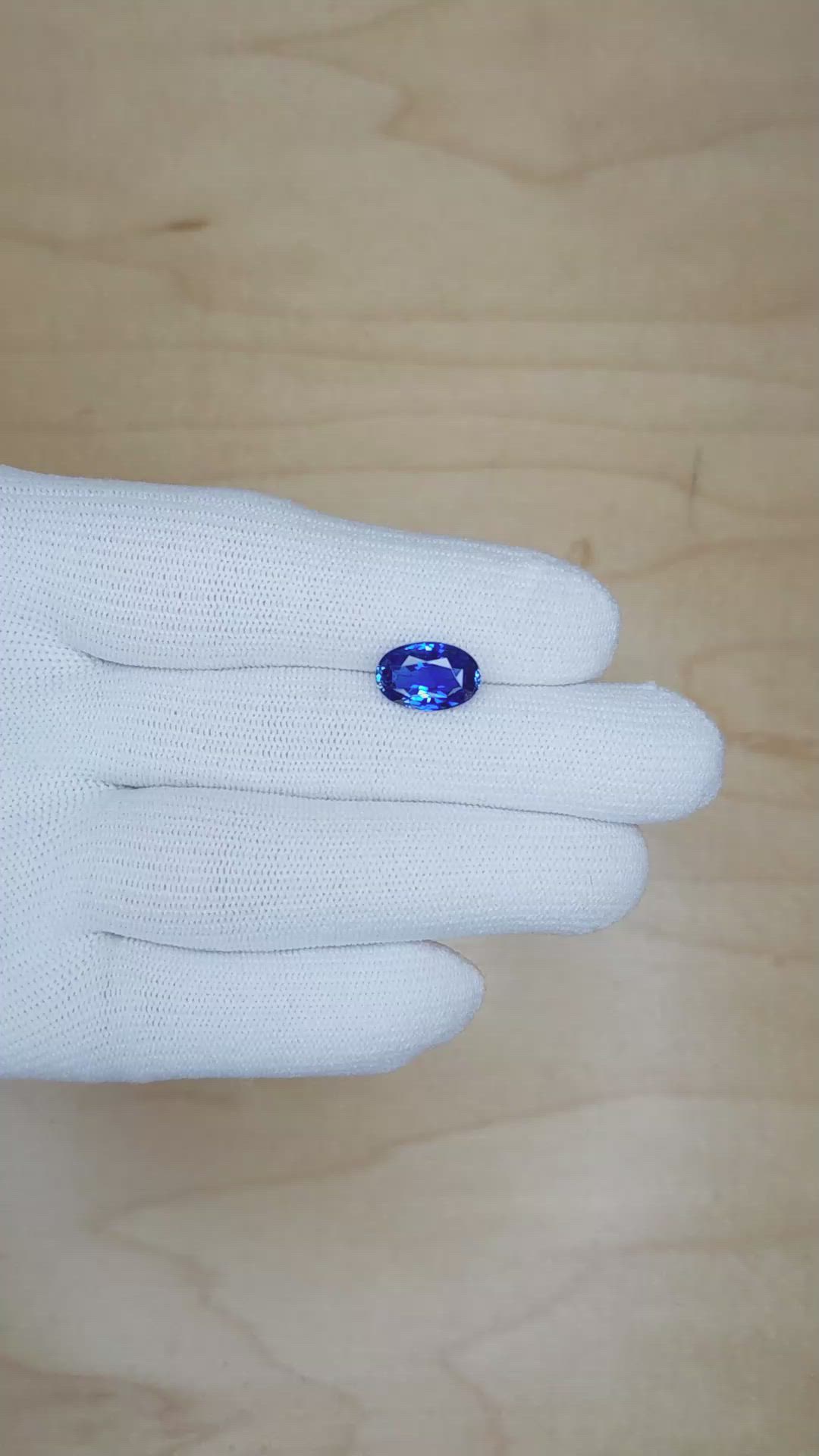 3.97 Ct. Blue Sapphire from Ceylon (Sri Lanka) Size Video