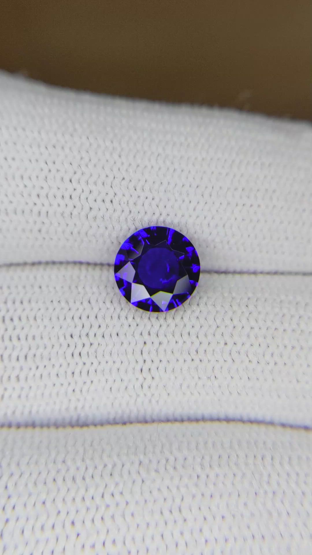1.64 Ct. Blue Sapphire from Ceylon (Sri Lanka) Size Video