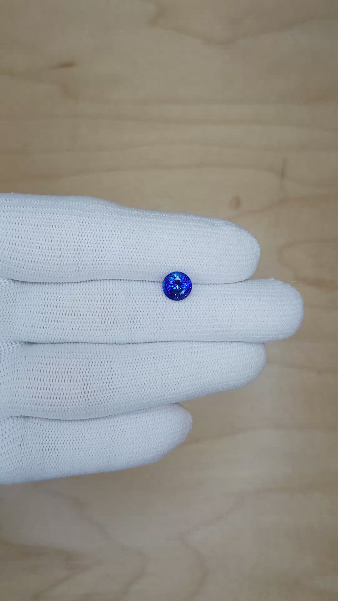 1.53 Ct. Blue Sapphire from Ceylon (Sri Lanka) Size Video