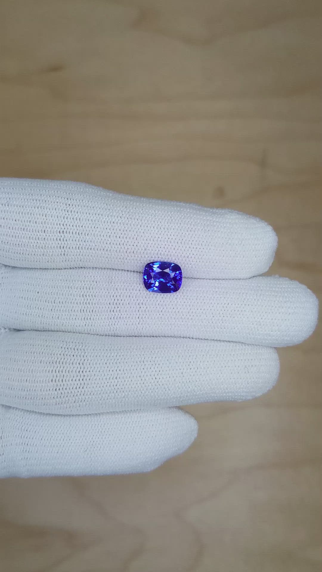 2.13 Ct. Blue Sapphire from Ceylon (Sri Lanka) Size Video