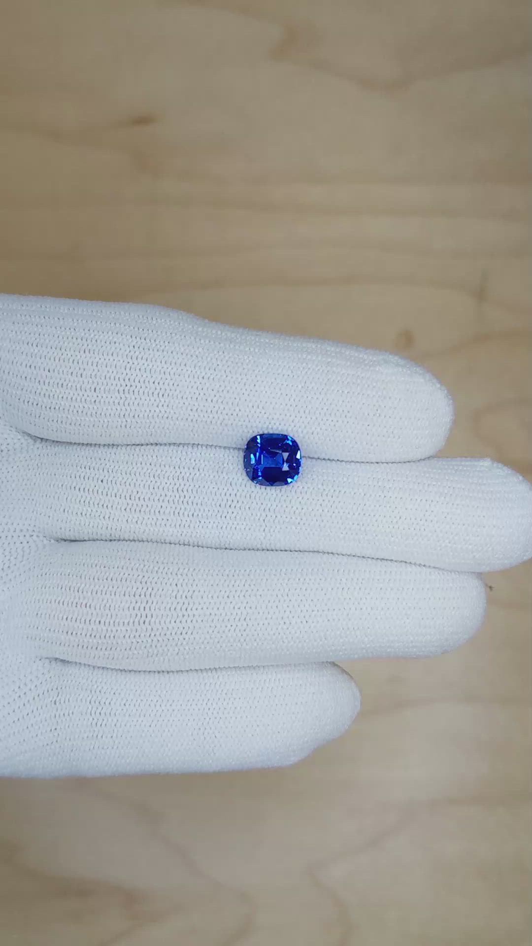 2.24 Ct. Blue Sapphire from Ceylon (Sri Lanka) Size Video