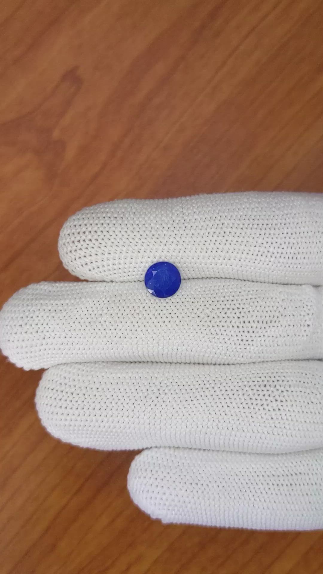 1.78 Ct. Blue Sapphire from Ceylon (Sri Lanka) Size Video