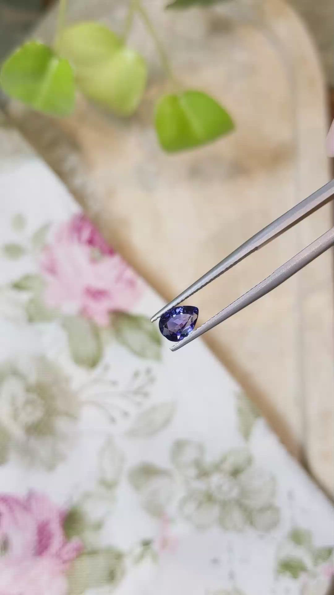 0.95 Ct. Purplish Blue Sapphire from Ceylon (Sri Lanka) Size Video