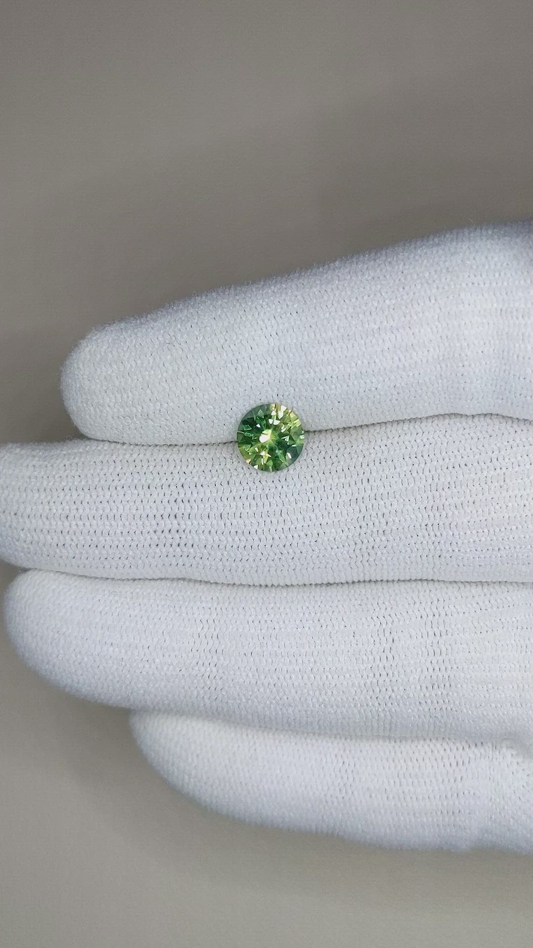 1.60 Ct. Yellowish Green Sapphire from Australia Size Video