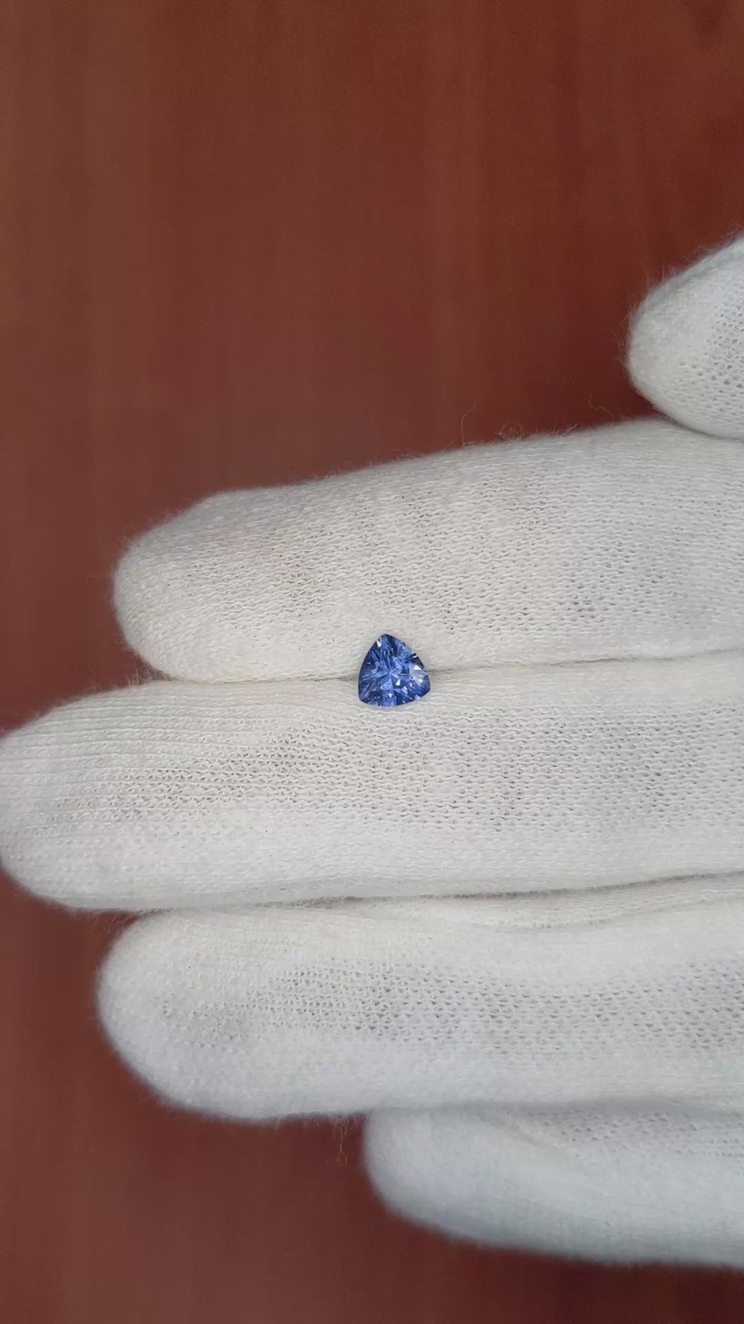0.50 Ct. Blue Sapphire from Ceylon (Sri Lanka) Size Video
