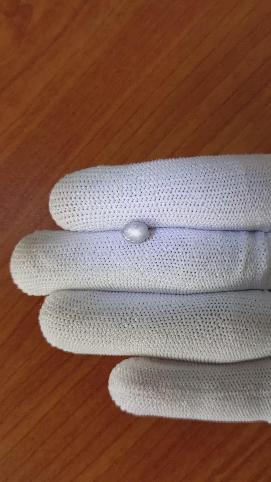 1.37 Ct. Grey Star Sapphire from Ceylon (Sri Lanka) Size Video