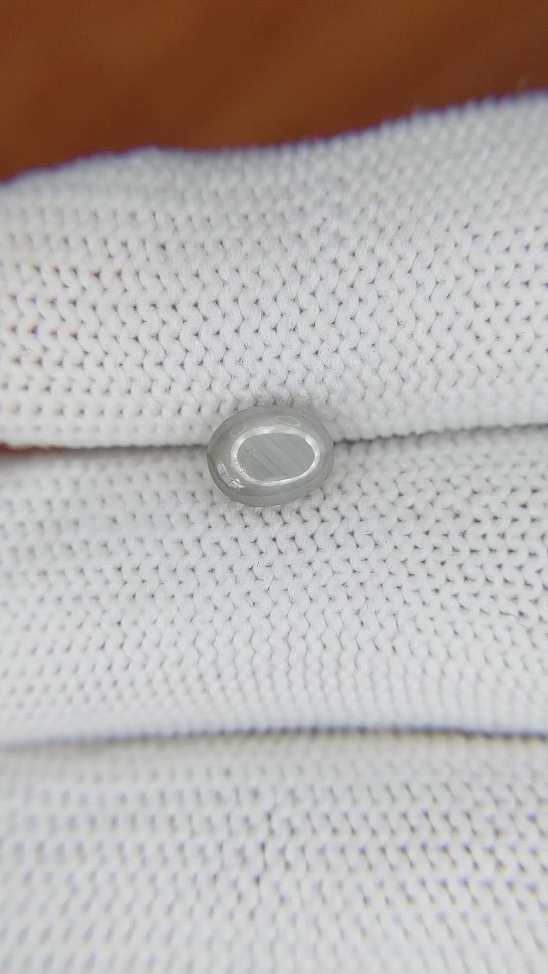 1.37 Ct. Grey Star Sapphire from Ceylon (Sri Lanka) Size Video