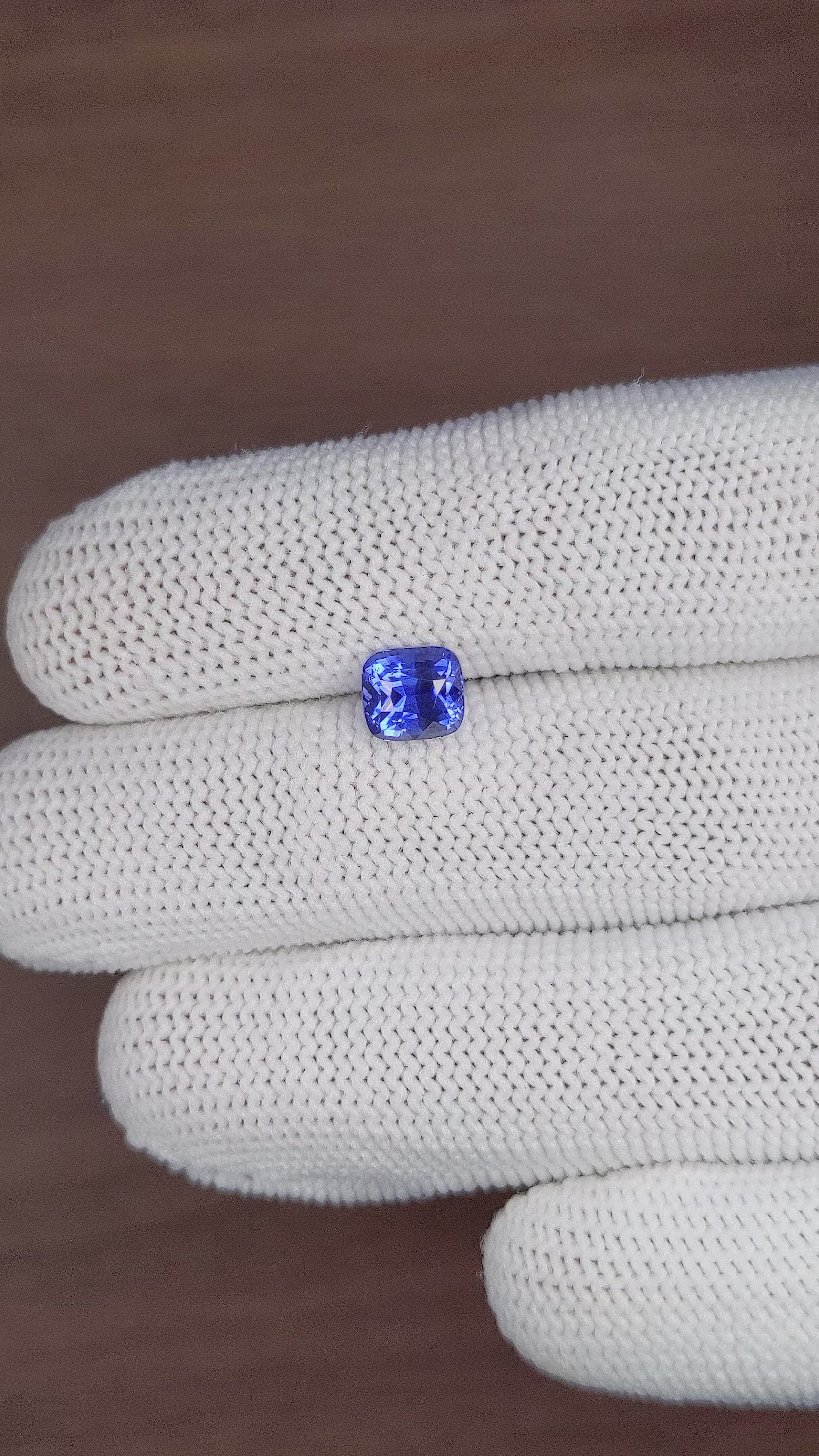 2.07 Ct. Blue Sapphire from Ceylon (Sri Lanka) Size Video