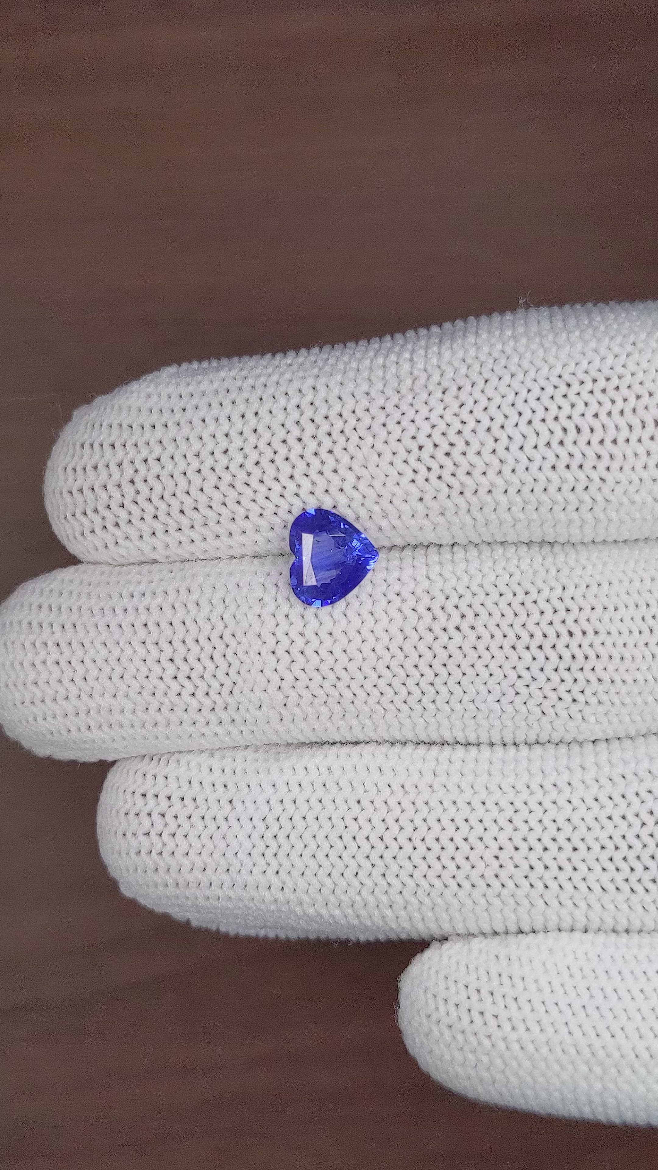 1.60 Ct. Blue Sapphire from Ceylon (Sri Lanka) Size Video