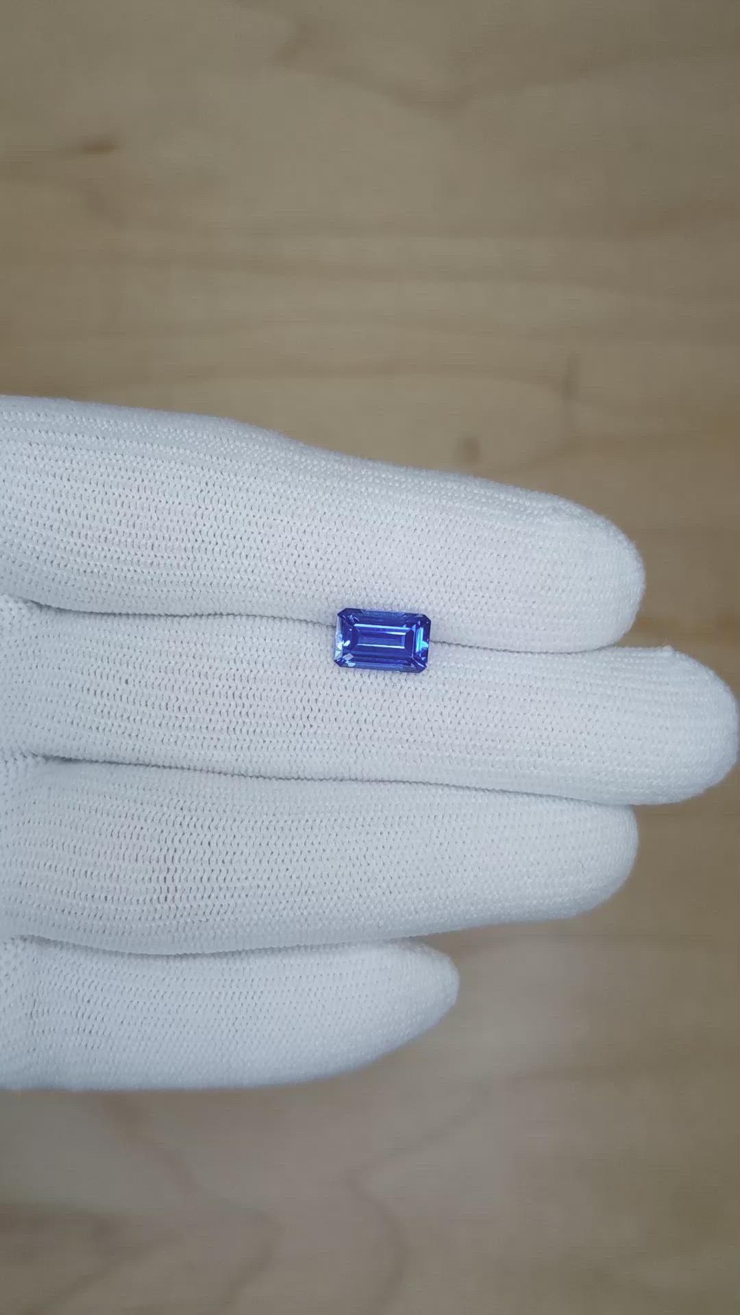 2.37 Ct. Blue Sapphire from Ceylon (Sri Lanka) Size Video