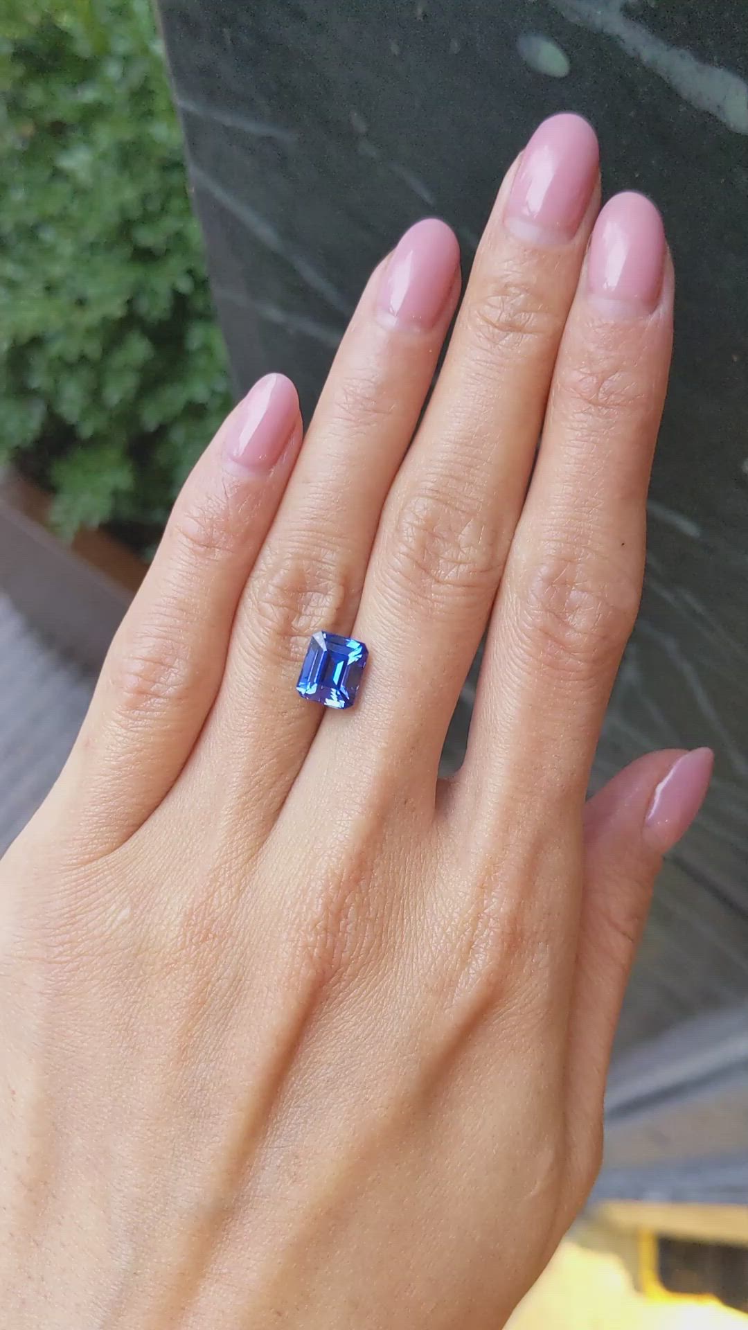 3.95 Ct. Blue Sapphire from Ceylon (Sri Lanka) Size Video