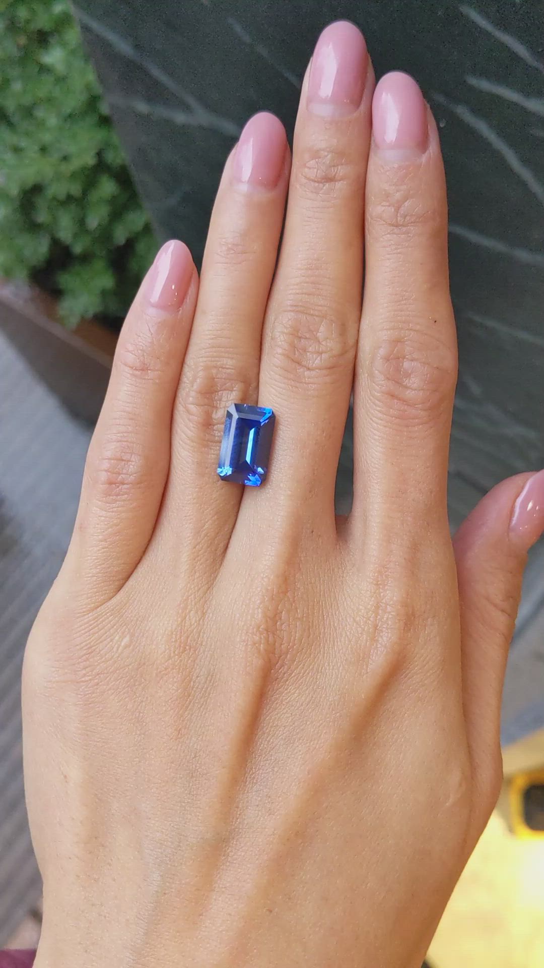 6.40 Ct. Blue Sapphire from Ceylon (Sri Lanka) Size Video