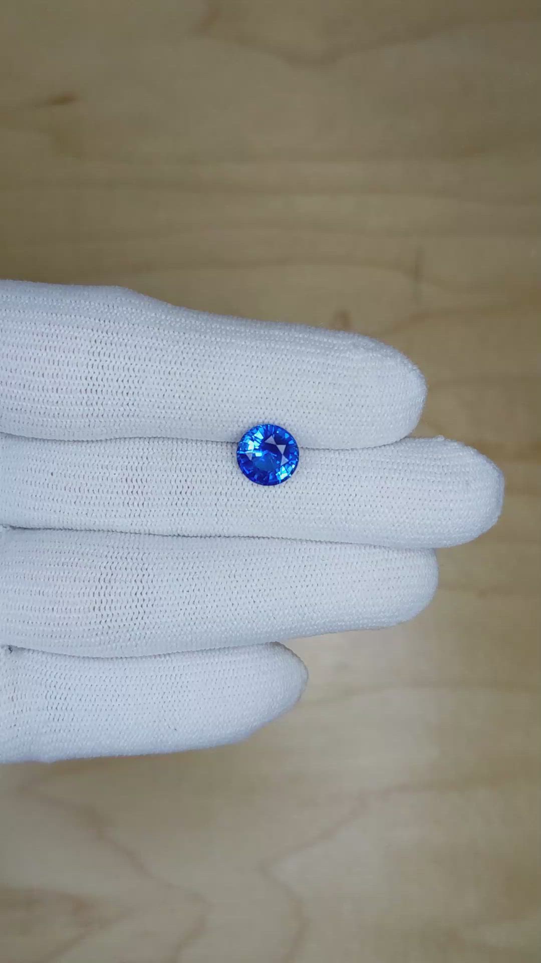 2.43 Ct. Blue Sapphire from Ceylon (Sri Lanka) Size Video