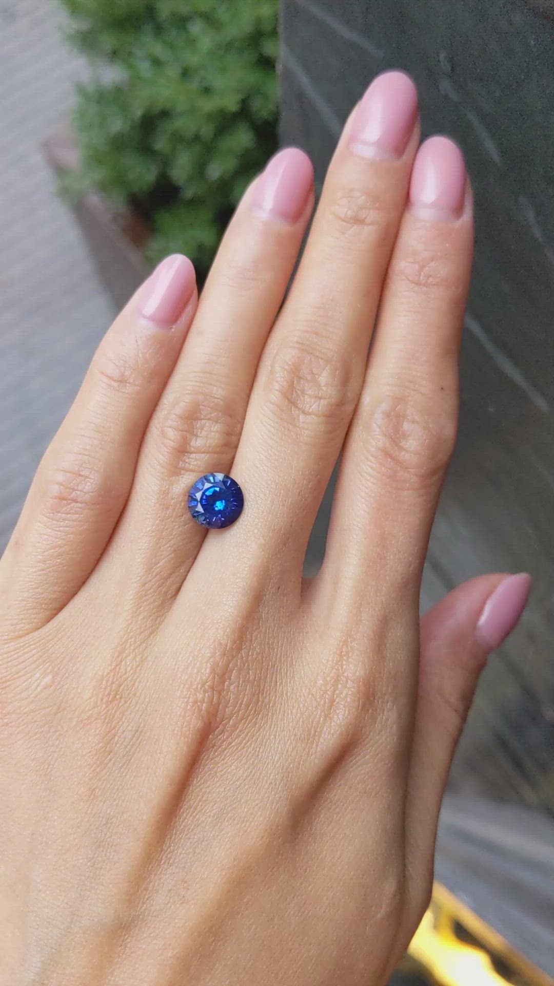 3.10 Ct. Blue Sapphire from Ceylon (Sri Lanka) Size Video