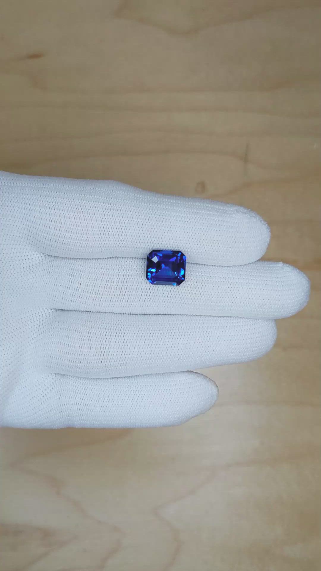 5.00 Ct. Blue Sapphire from Ceylon (Sri Lanka) Size Video