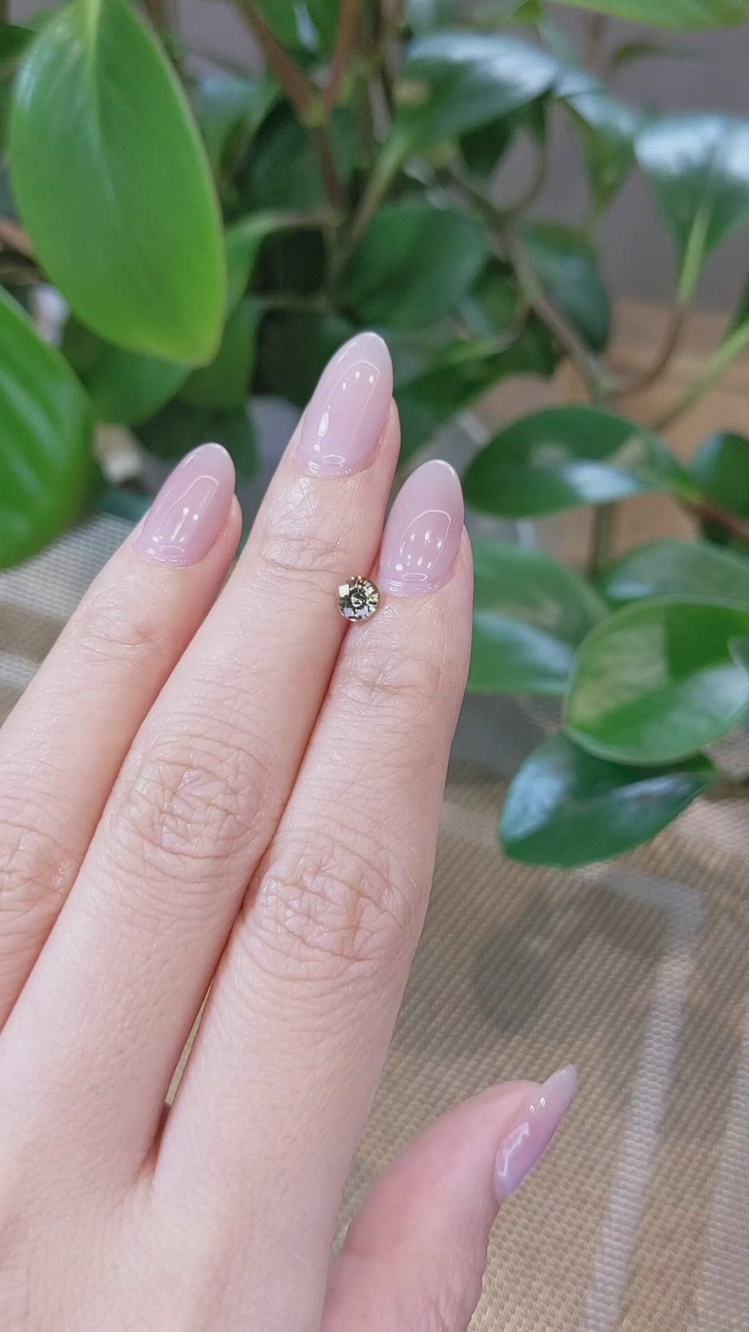 0.53 Ct. Bi Color Sapphire from Montana Size Video