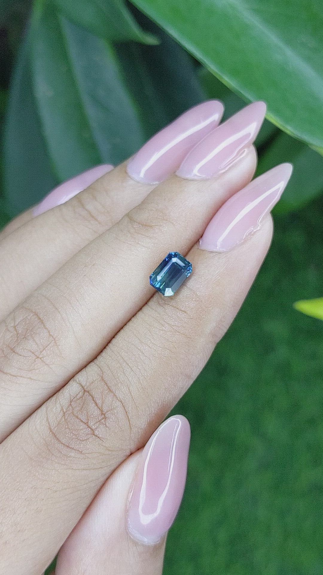 1.48 Ct. Bi Color Sapphire from Australia Size Video