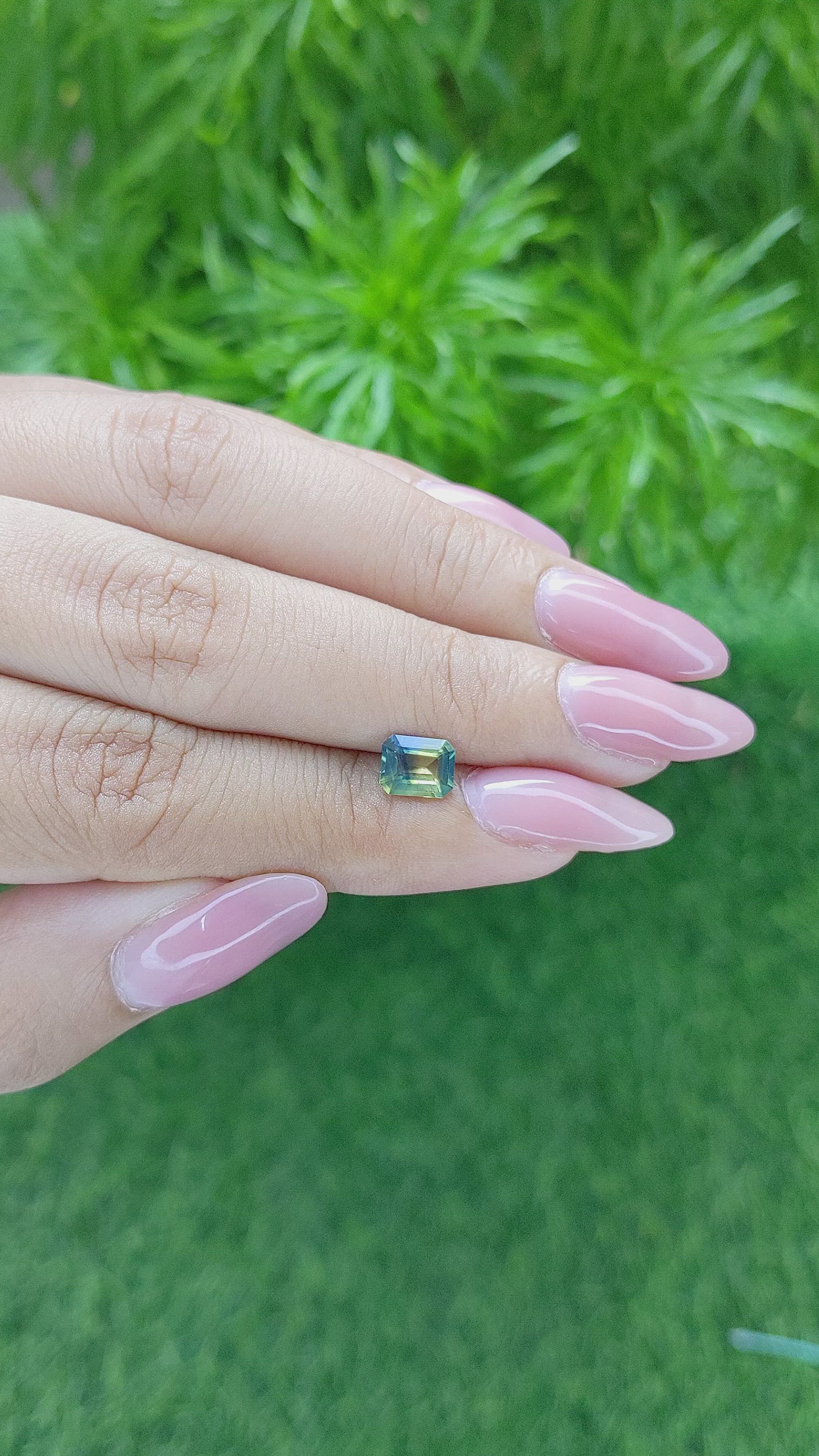 1.01 Ct. Bi Color Sapphire from Australia Size Video