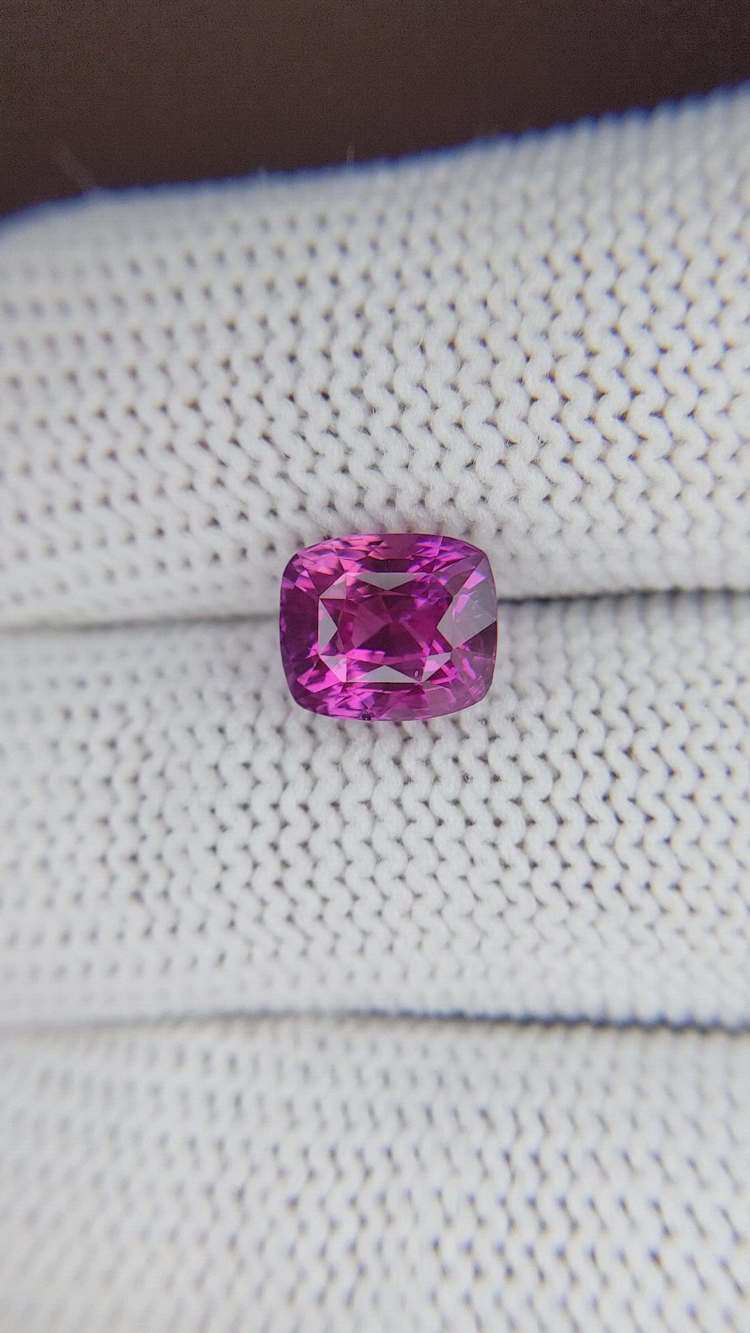 3.58 Ct. Pink Sapphire from Ceylon (Sri Lanka) Size Video