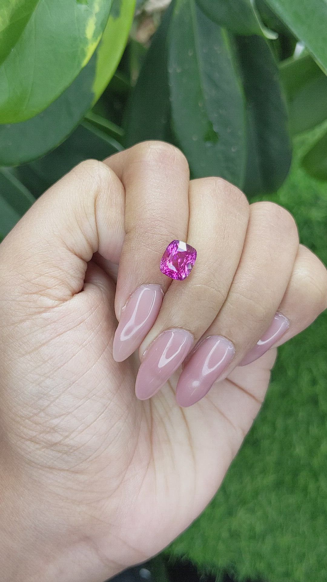 3.58 Ct. Pink Sapphire from Ceylon (Sri Lanka) Size Video