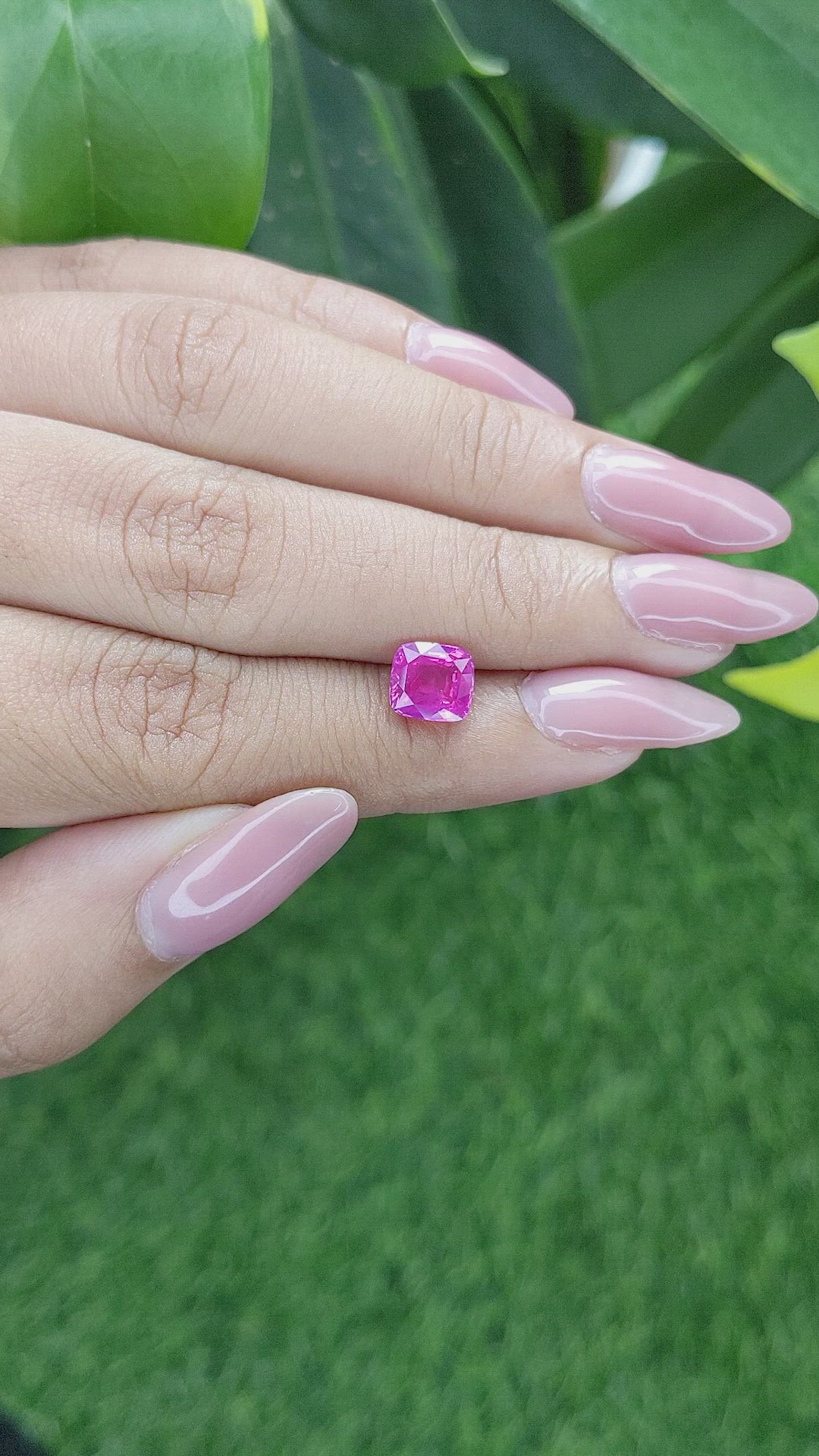 2.03 Ct. Purplish Pink Sapphire from Ceylon (Sri Lanka) Size Video