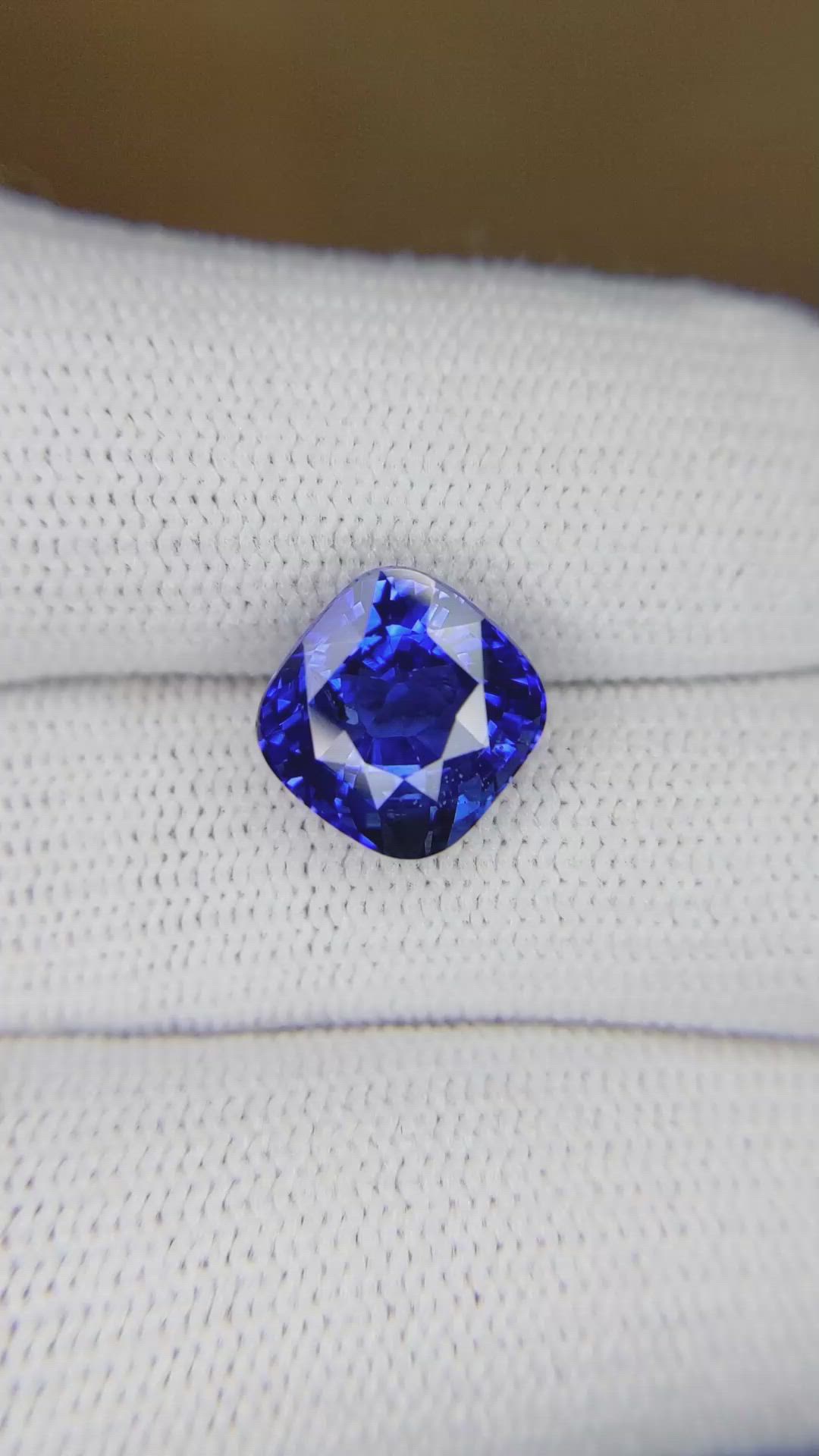 5.03 Ct. Blue Sapphire from Madagascar Size Video