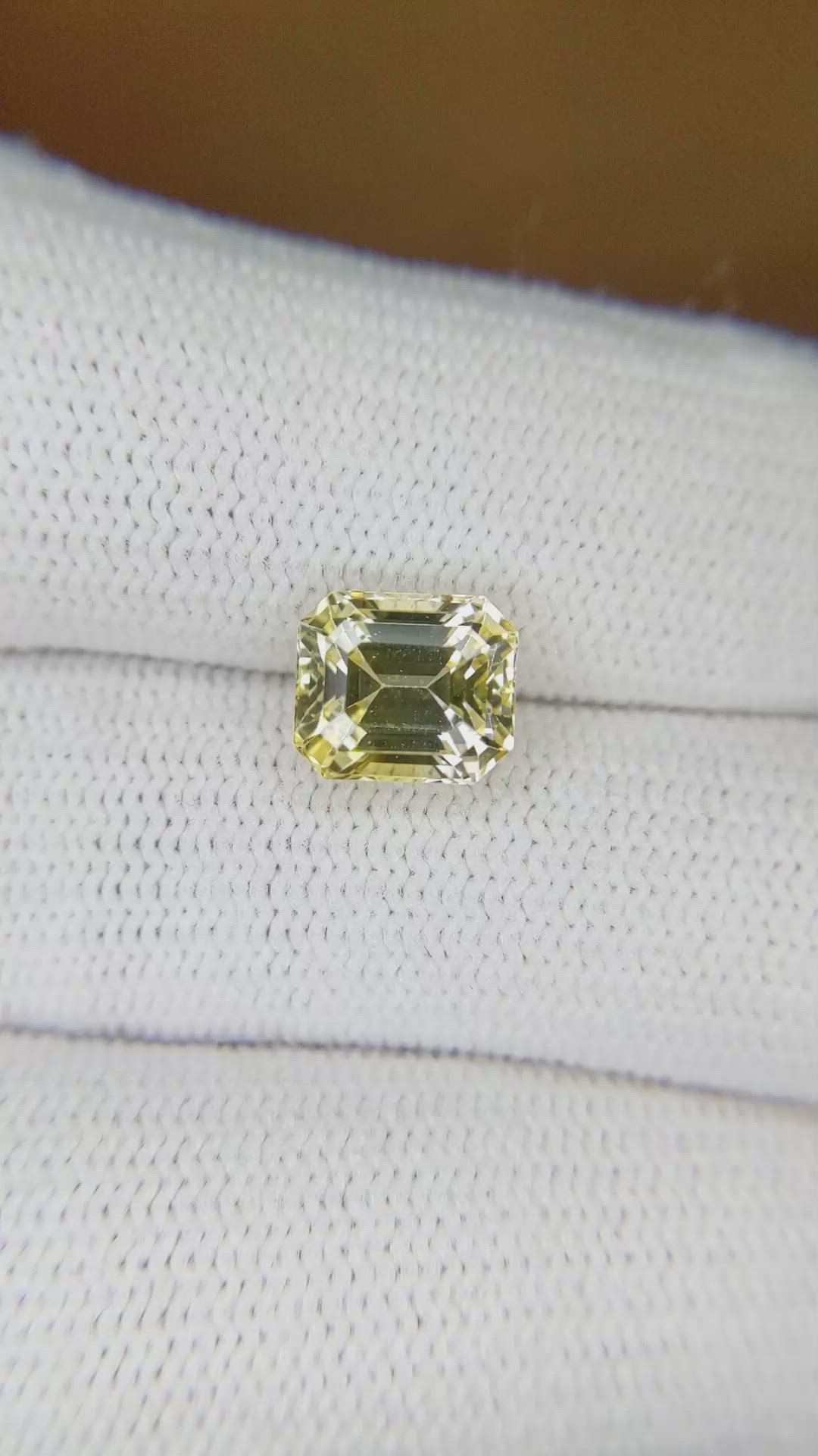 3.06 Ct. Yellow Sapphire from Ceylon (Sri Lanka) Size Video