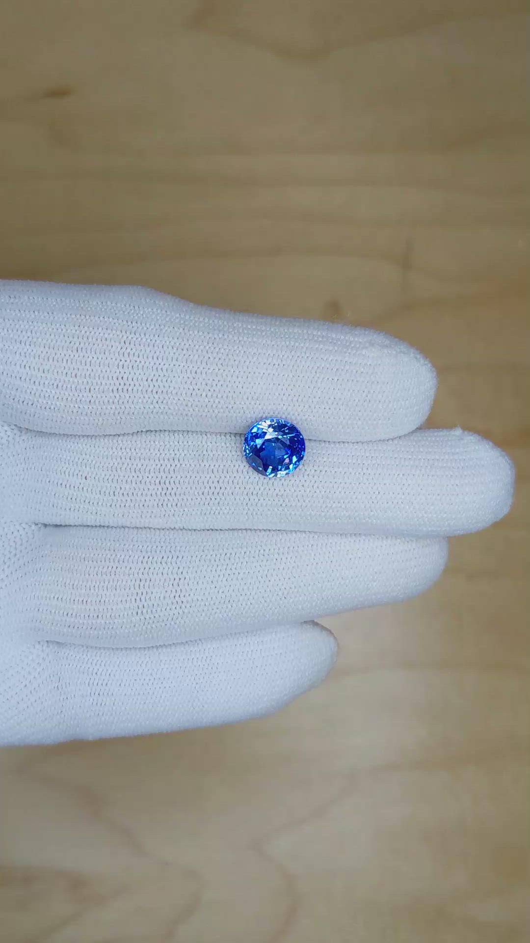 3.09 Ct. Blue Sapphire from Ceylon (Sri Lanka) Size Video
