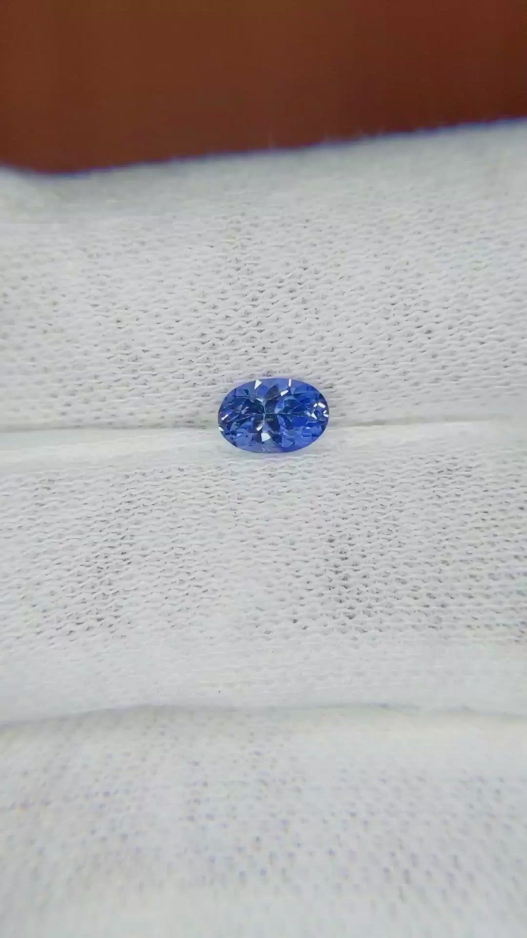0.55 Ct. Blue Sapphire from Ceylon (Sri Lanka) Size Video
