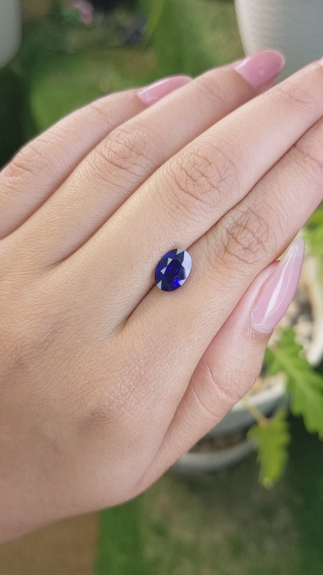 2.07 Ct. Blue Sapphire from Ceylon (Sri Lanka) Size Video