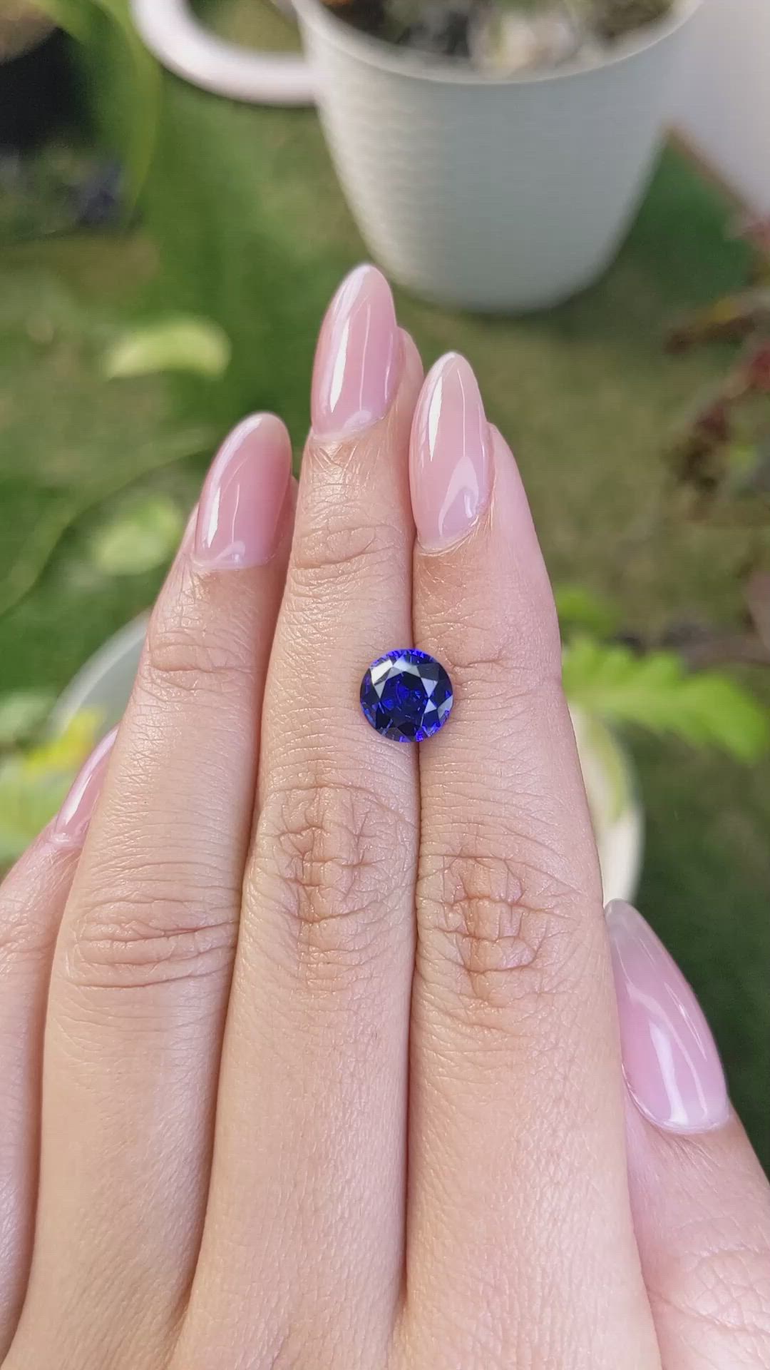 2.21 Ct. Blue Sapphire from Ceylon (Sri Lanka) Size Video