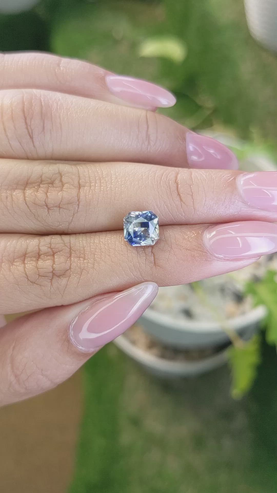 2.44 Ct. Bi Color Sapphire from Ceylon (Sri Lanka) Size Video