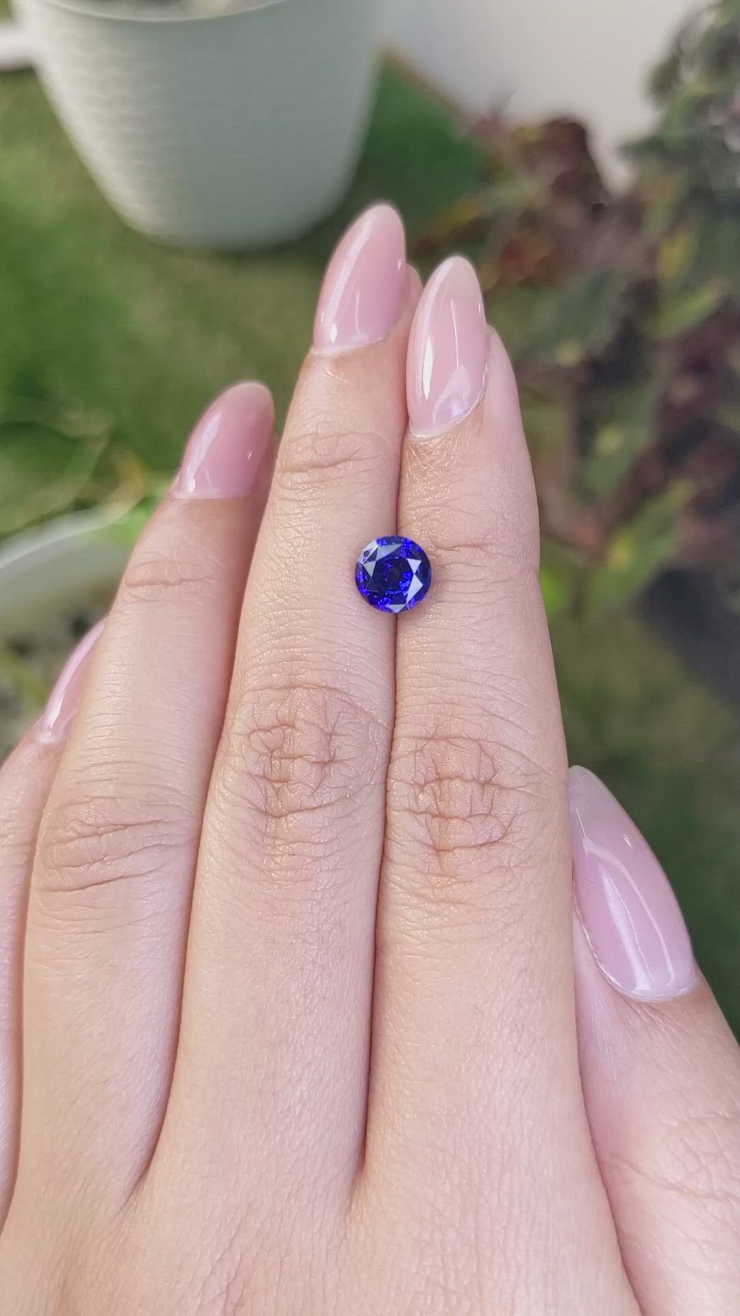 2.07 Ct. Blue Sapphire from Ceylon (Sri Lanka) Size Video