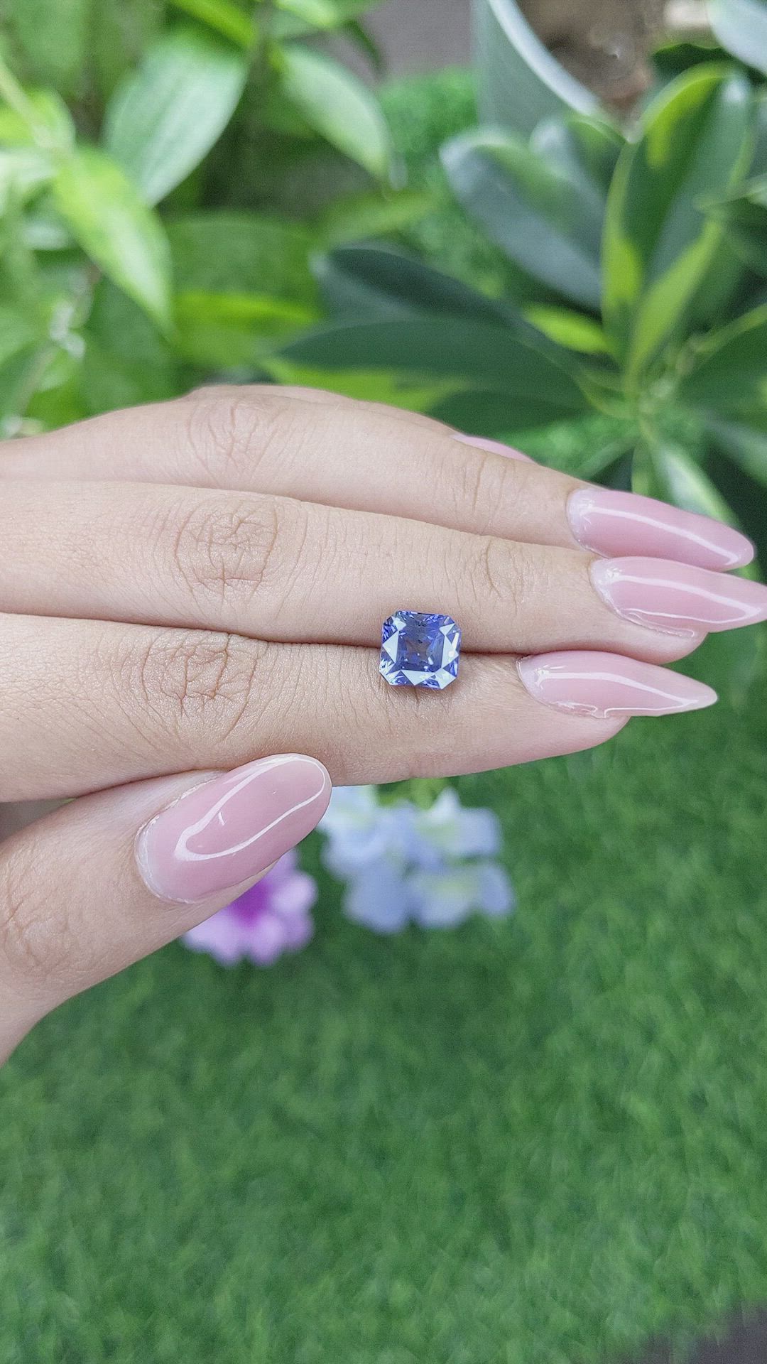 3.13 Ct. Blue Sapphire from Ceylon (Sri Lanka) Size Video