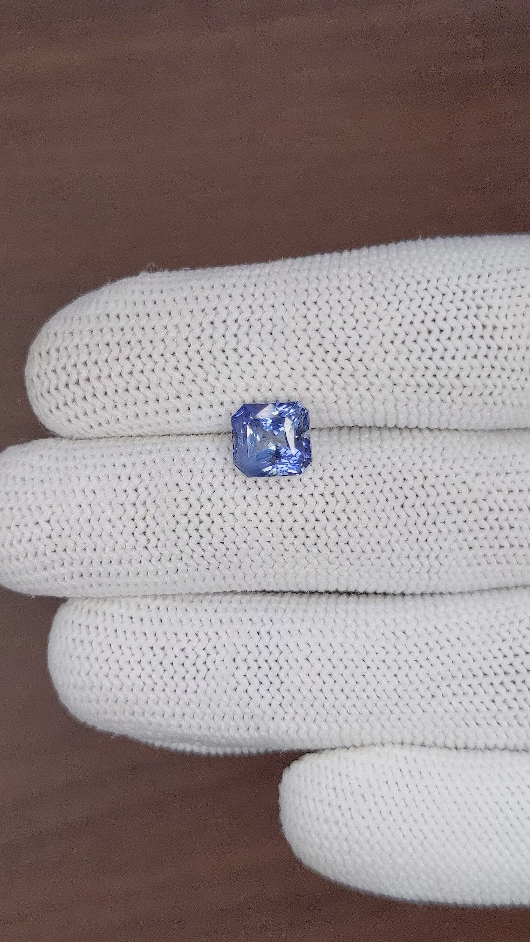 3.13 Ct. Blue Sapphire from Ceylon (Sri Lanka) Size Video